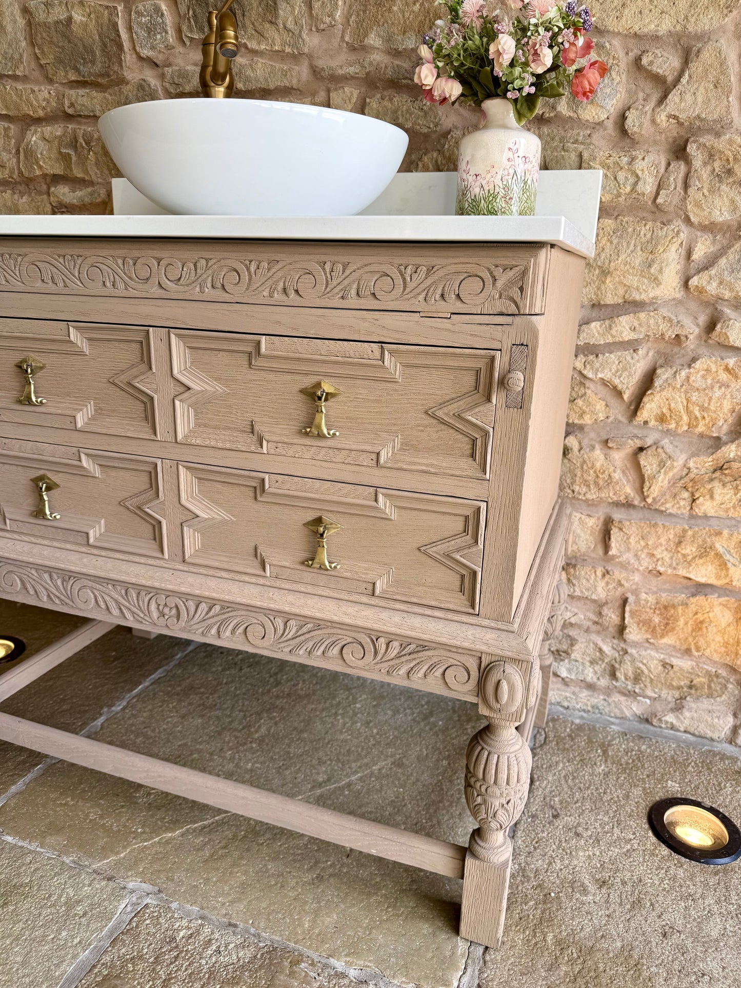 Beautiful Antique Solid Oak Vanity Sink Unit, Quartz Top, Upstand and Basin (90cm wide)