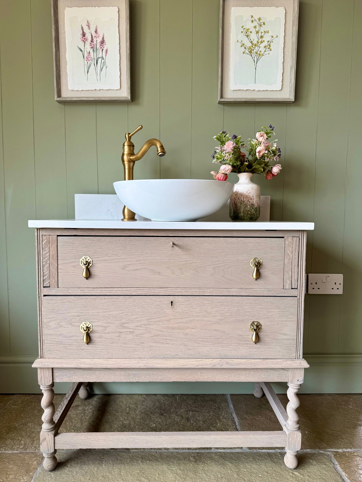 Vintage Single Vanity Sink in a Light weathered Oak, Carrara Quartz top, Upstand and basin. 78.5cm (wide)