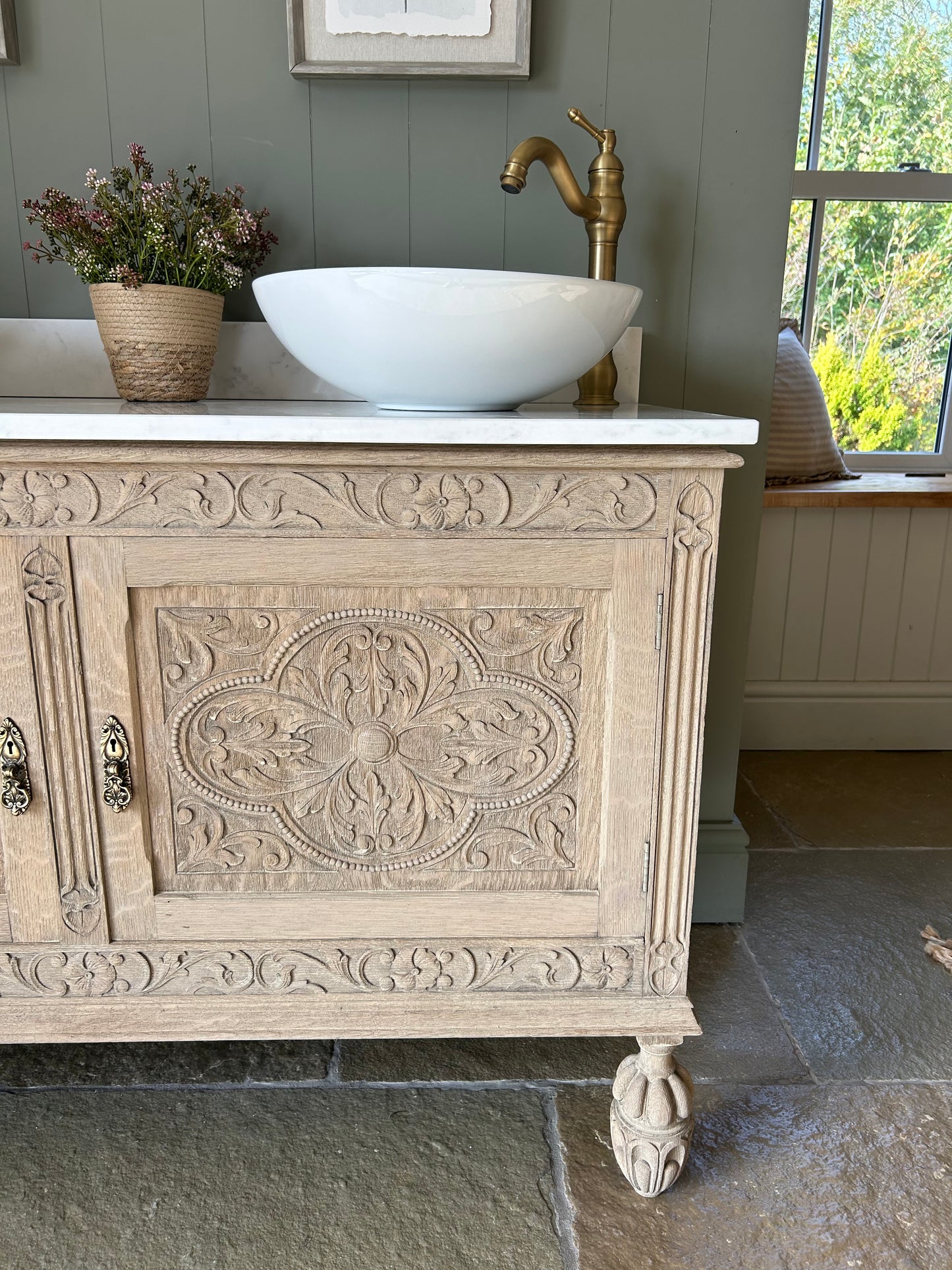 Ornate Vintage Solid Oak Double Vanity sink with Quartz top and Upstand finished in a Light Weathered Oak (124cm wide)