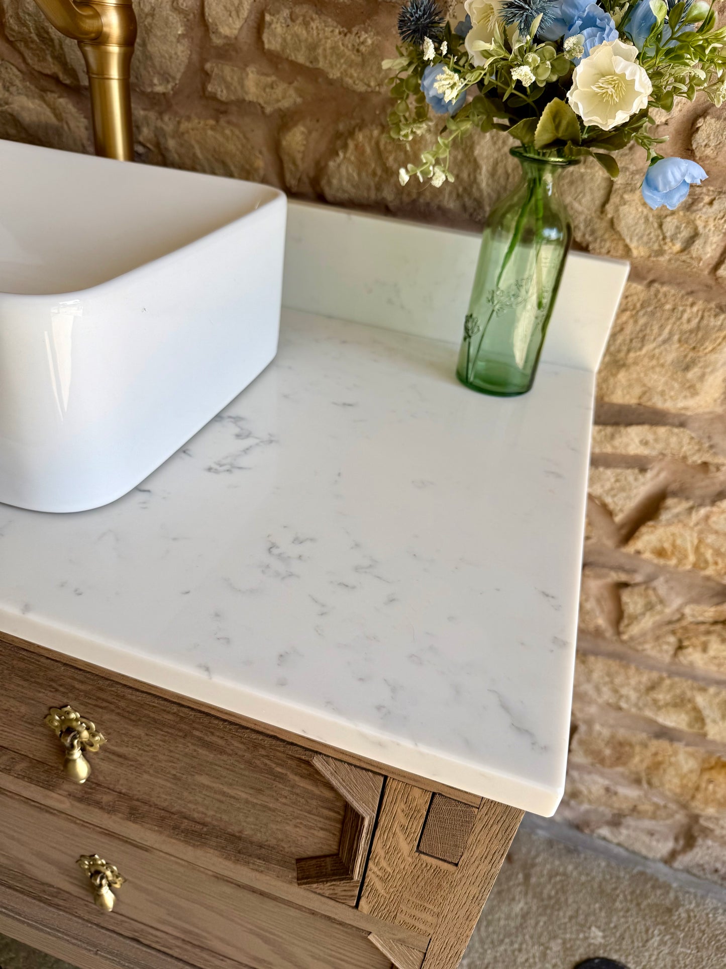 Vintage Oak Vanity Sink Unit, Quartz Top, Upstand and Basin (94cm wide)