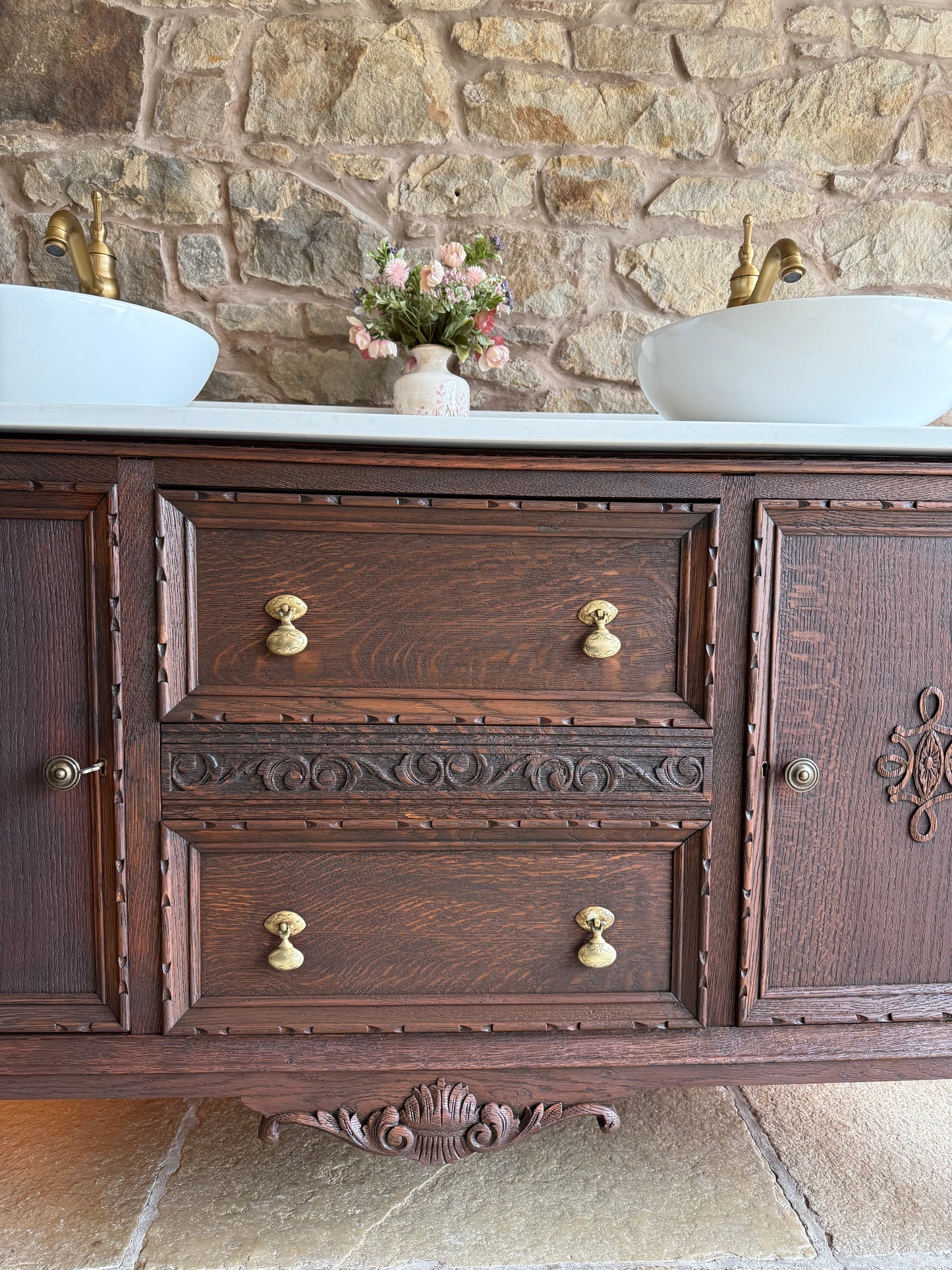 Beautiful Carved Oak Double Vanity Sink, Quartz Top, Upstand and two basins. (150.5cm)