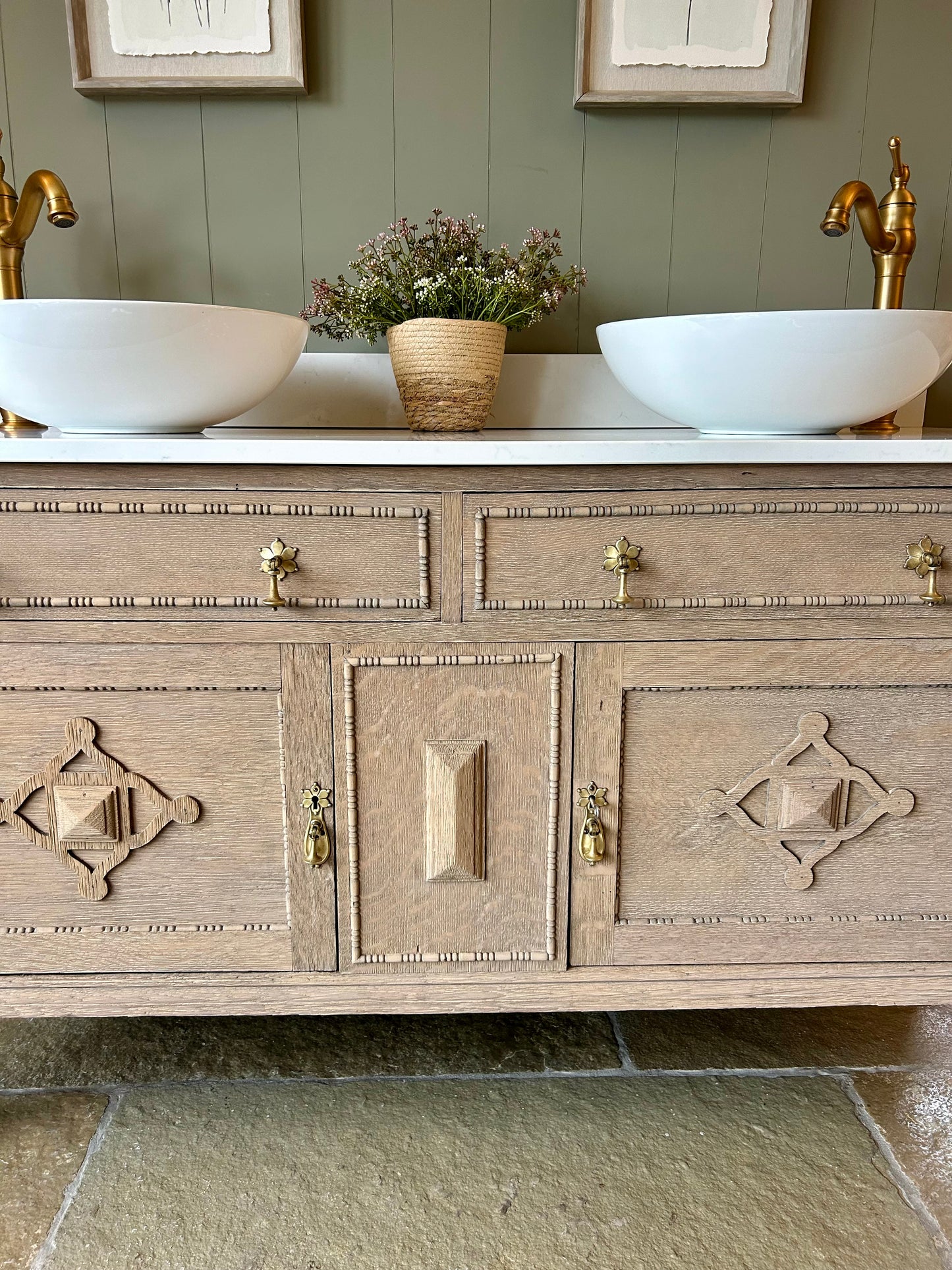 Vintage Double Vanity Sink, quartz/ Carrara marble top, Upstand and two basins (136cm wide)