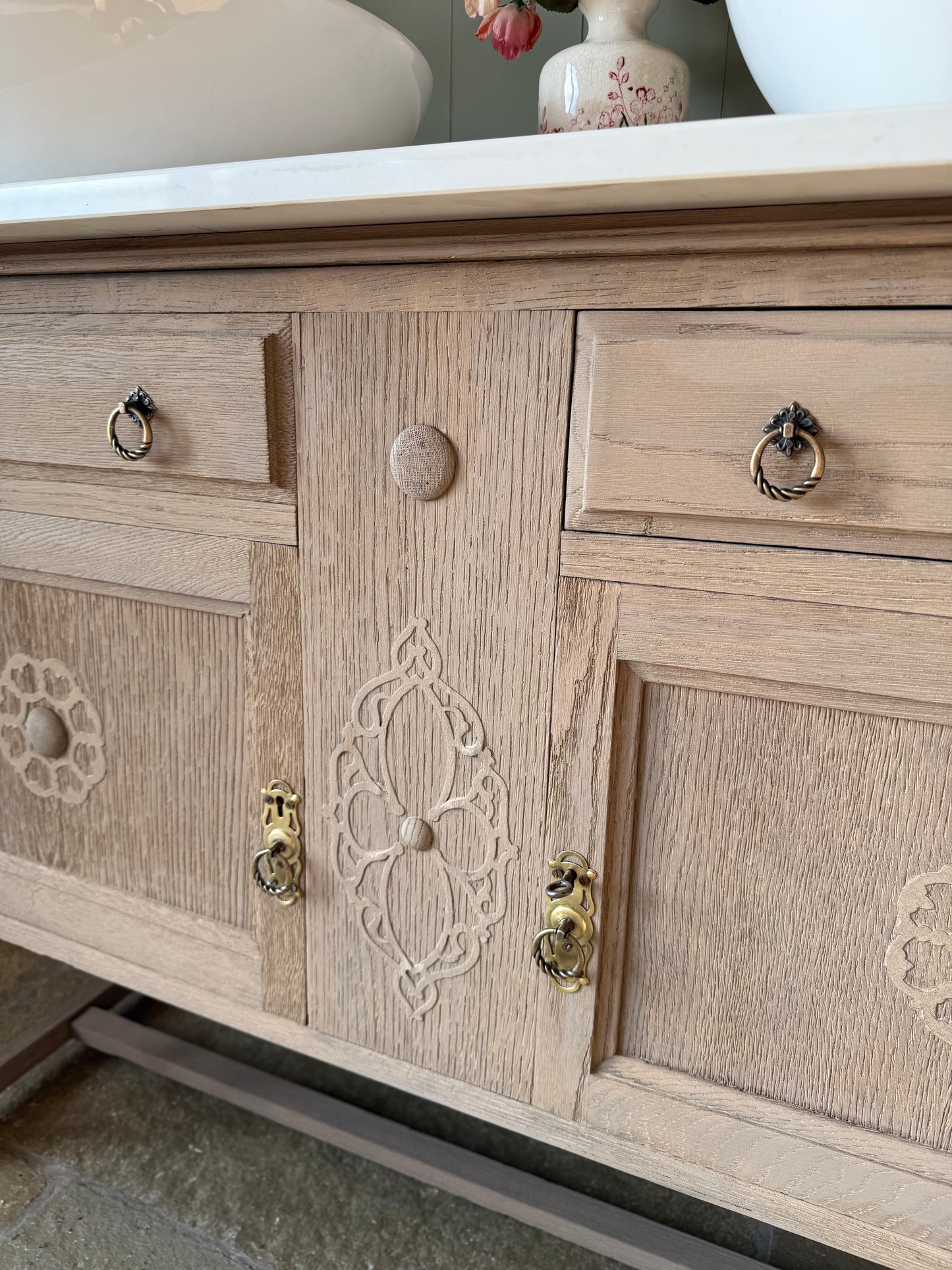 Light oak Vintage Double or Single Vanity Sink Unit, Quartz top, Upstand.