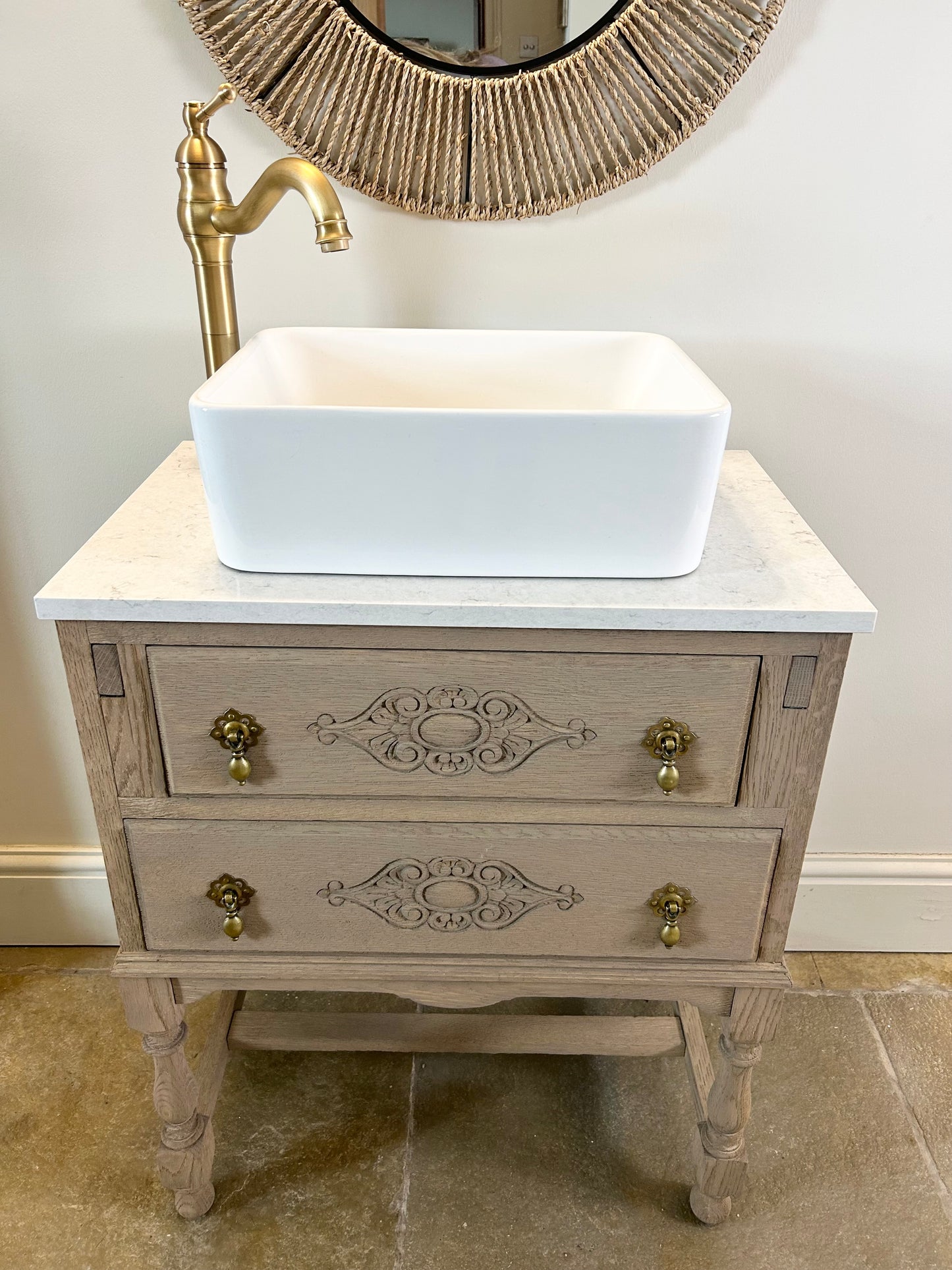 Small Quartz Top Oak Vintage Sink