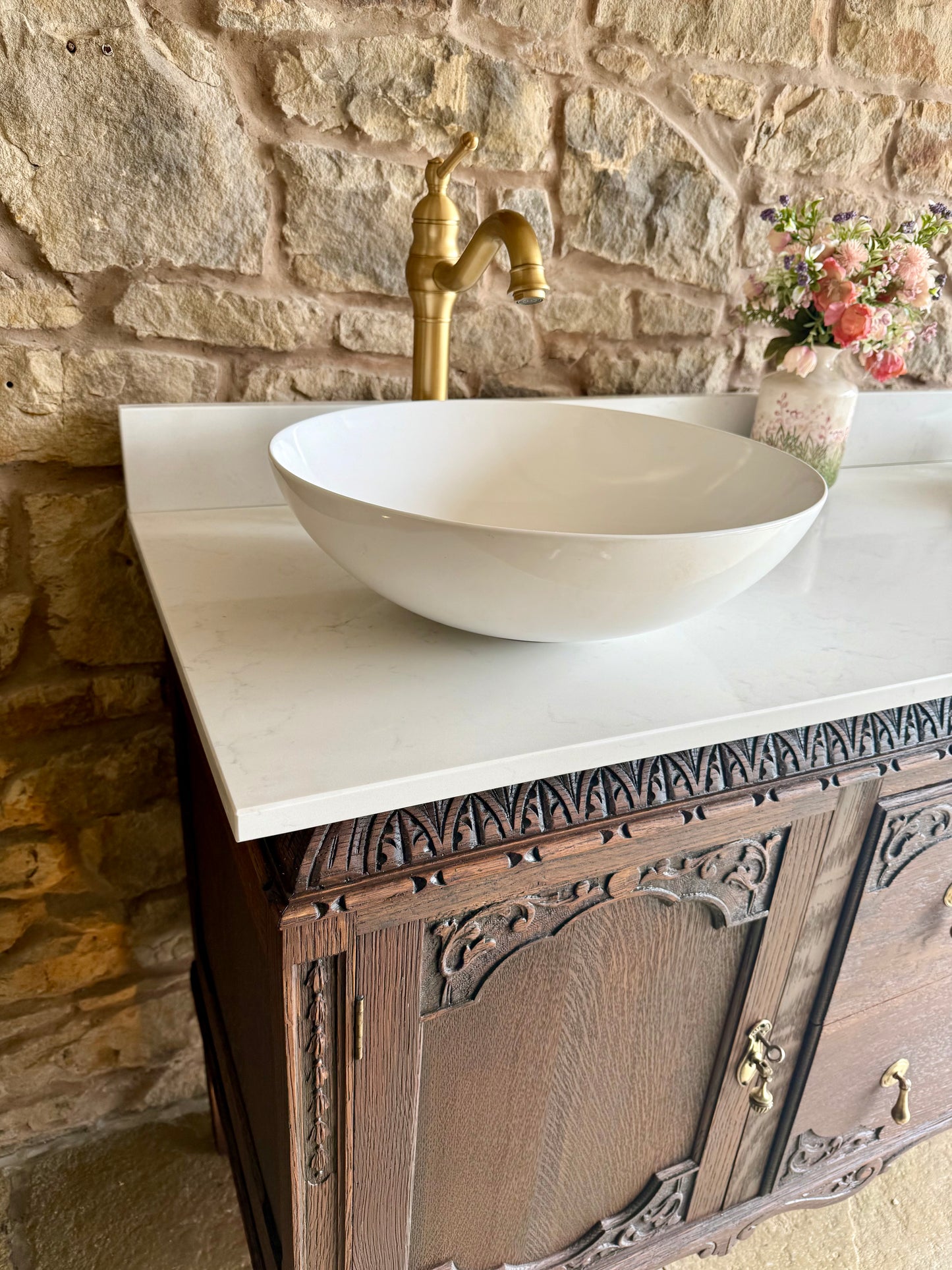 Heritage Dark Oak Vanity Unit, Quartz Top, Upstand and two basins (153cm)