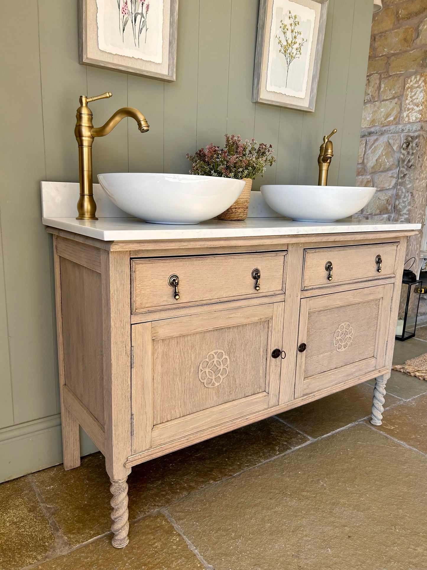 Rustic Double Vanity Sink with Marble top Upstand and Basin. (119.5cm wide)