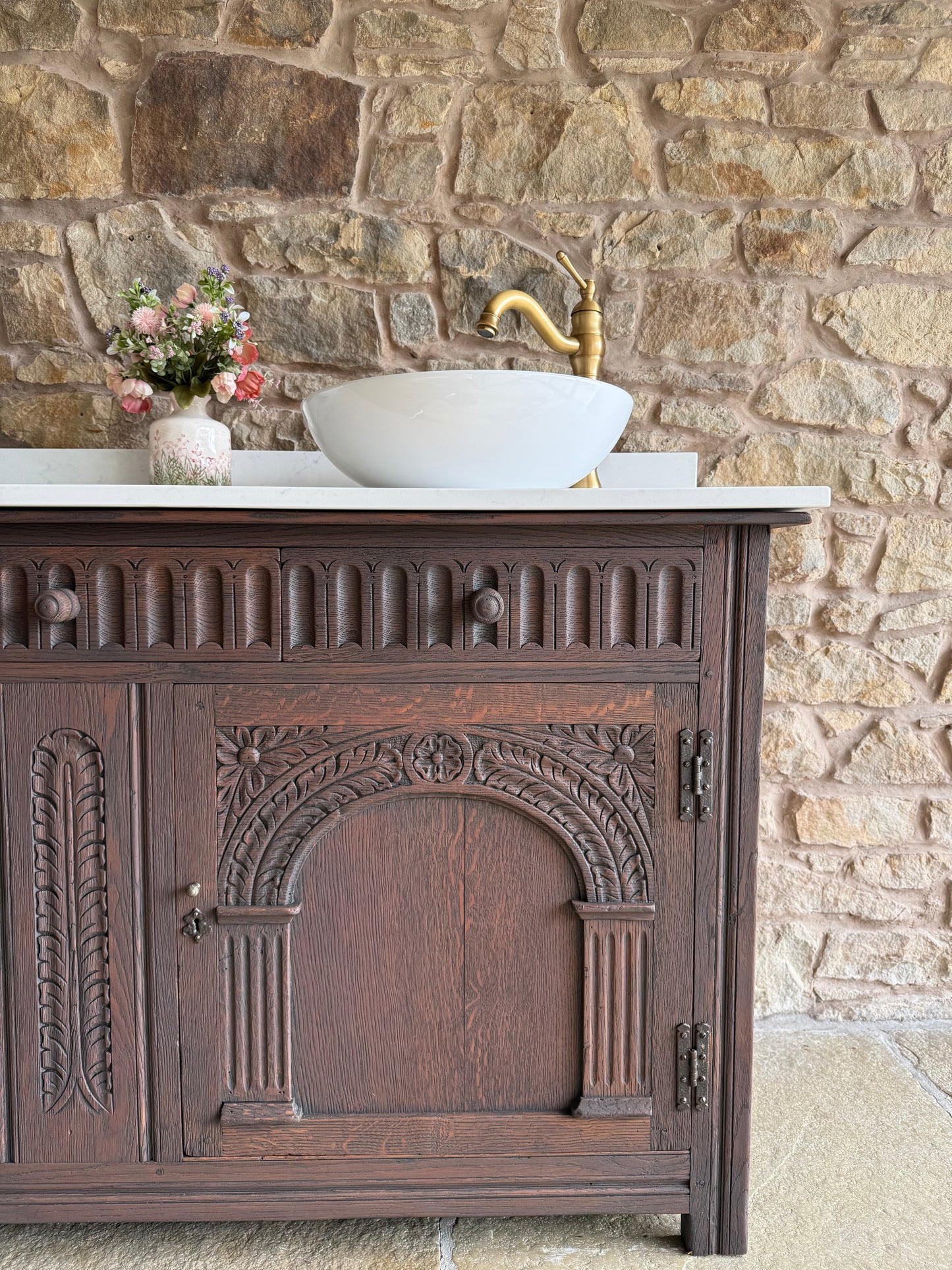 Vintage Vanity Sink Unit in a Classic Dark Oak, Quartz Top, Upstand and Two basins (155cm wide)
