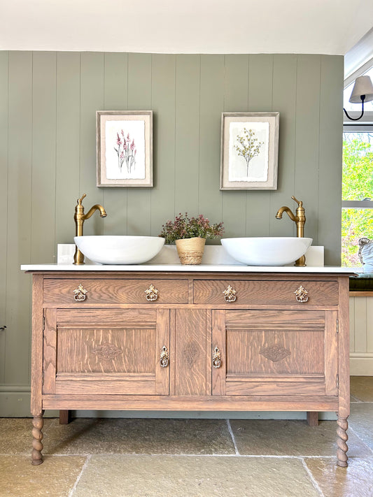 Mid Oak Vintage Double Vanity Sink, Carrara quartz top, two basins and upstand. (139cm wide)