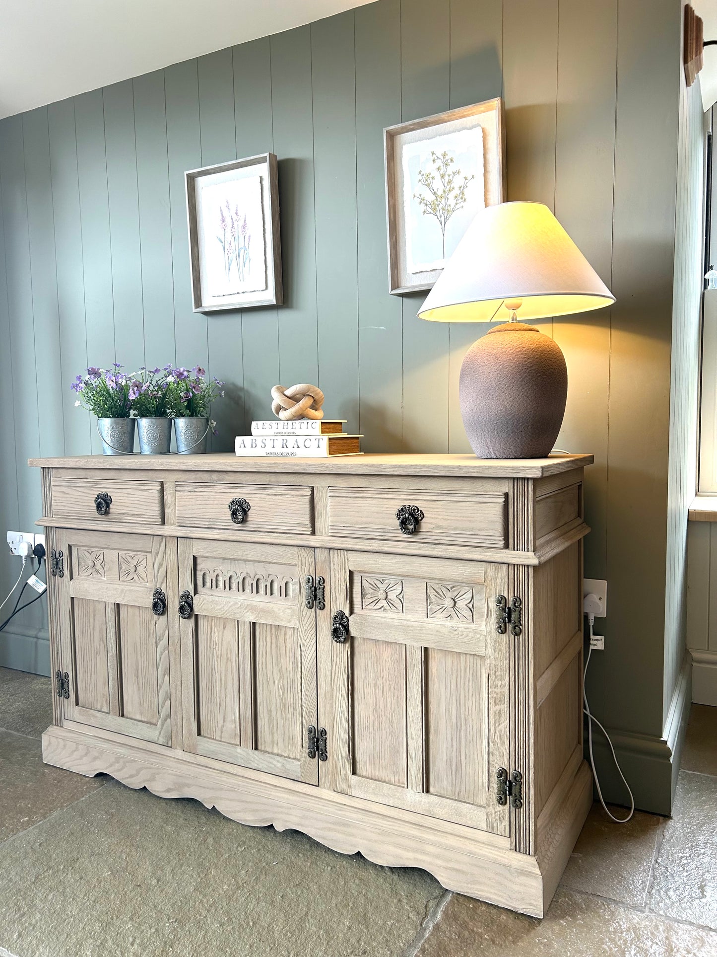 Medium Sideboard in Weathered Oak