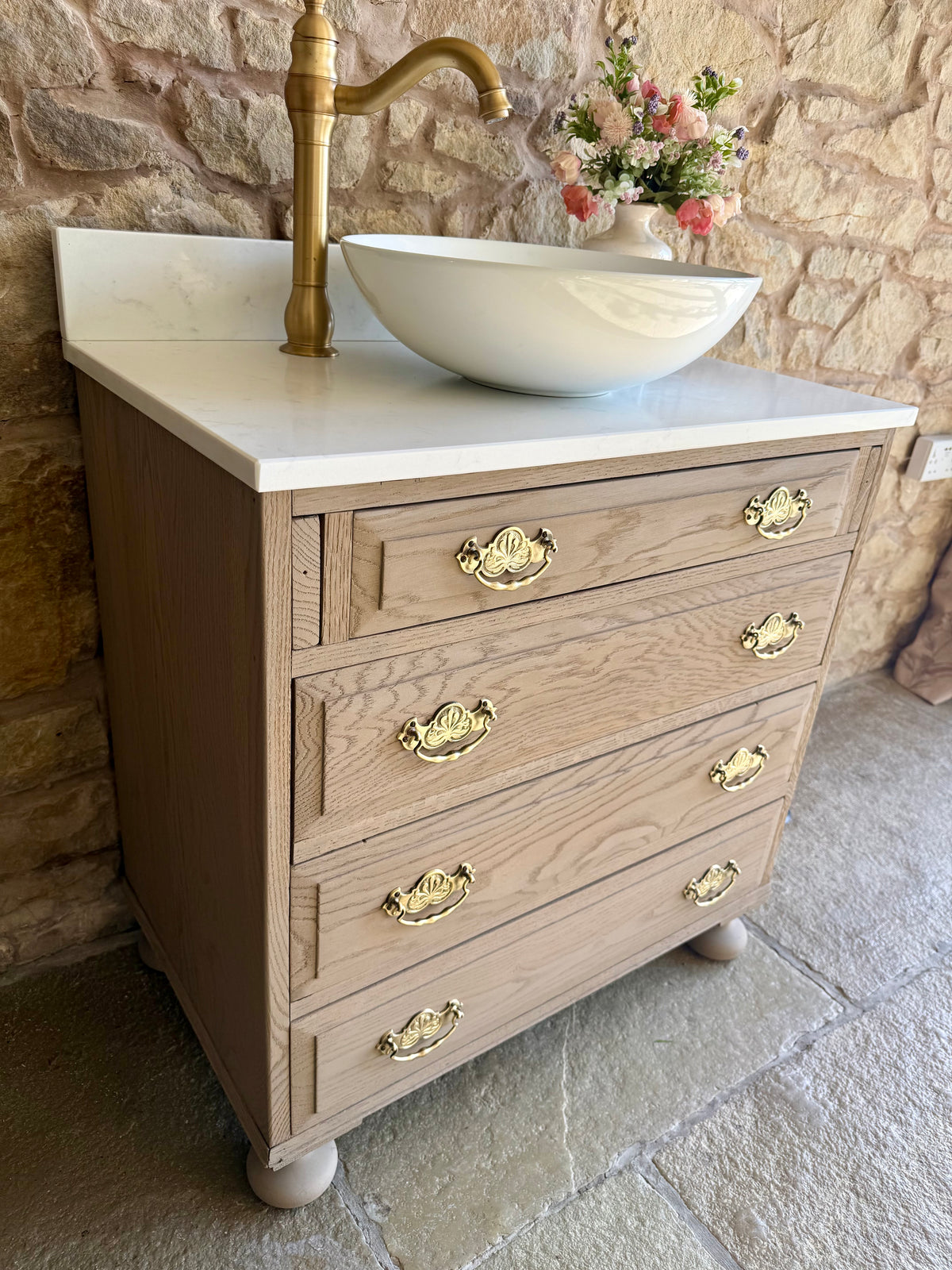 Single Vintage Oak Vanity Unit, Quartz Top, Upstand and Basins (78cm wide)