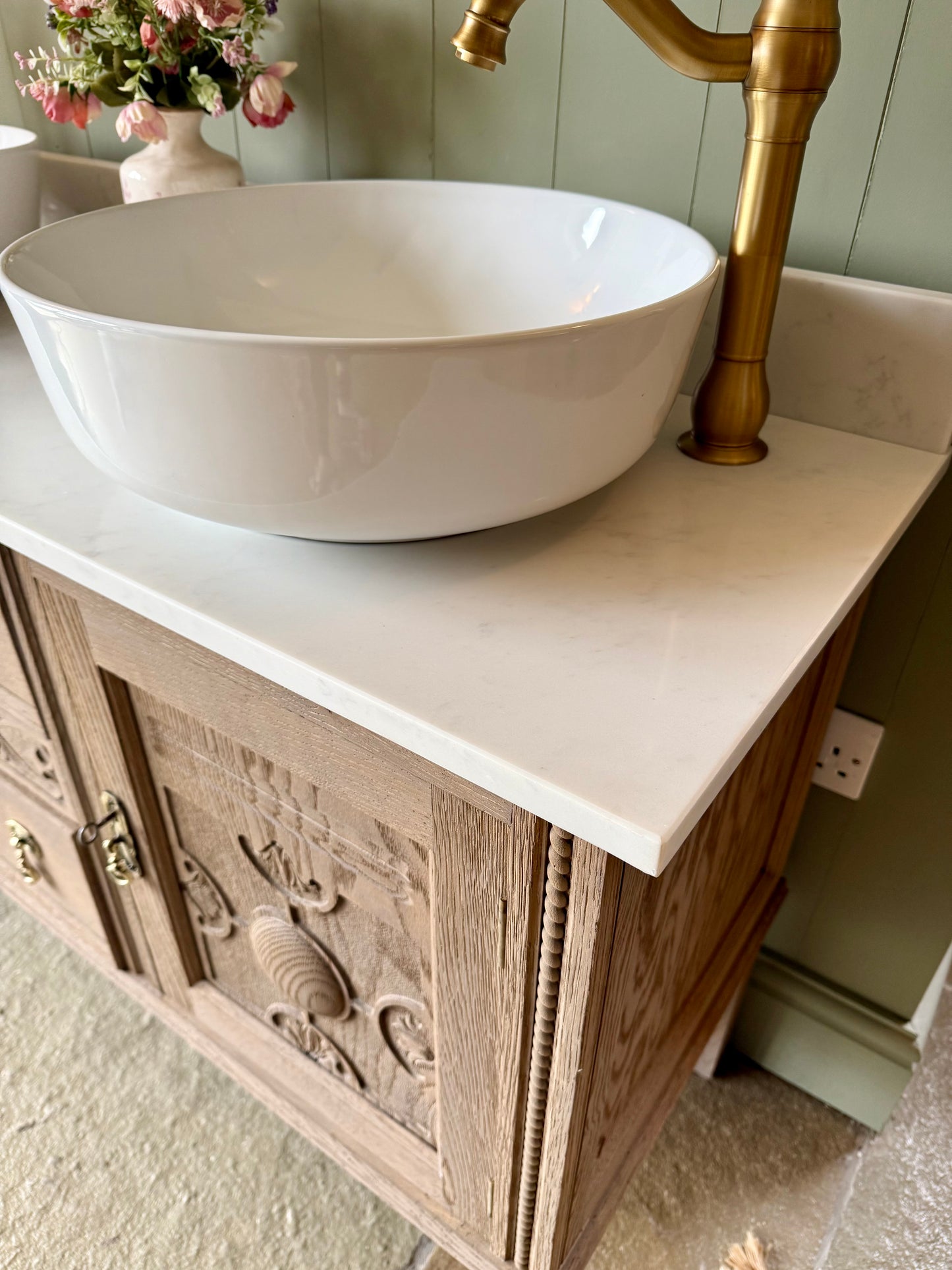 Vintage Solid Oak Double Vanity Sink, Carrara Quartz top and two basins. (137cm wide)