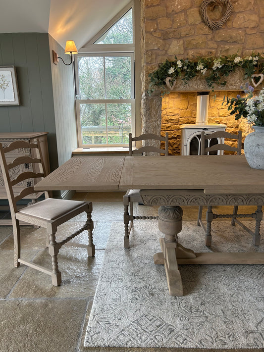 Extra large Extending Weathered Oak 8 Seater Dining Set.