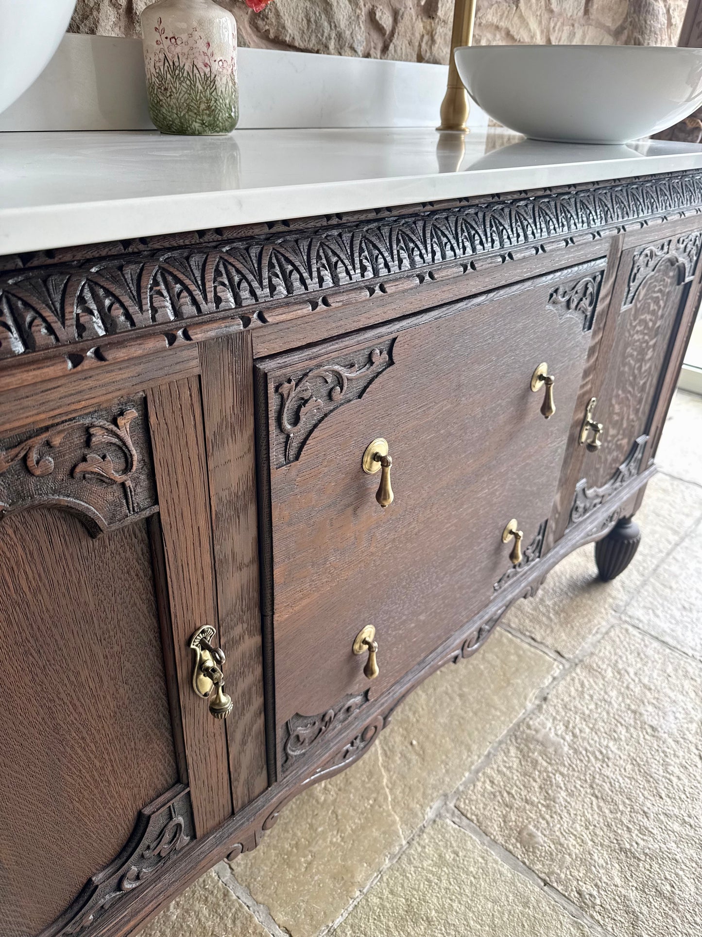 Heritage Dark Oak Vanity Unit, Quartz Top, Upstand and two basins (153cm)