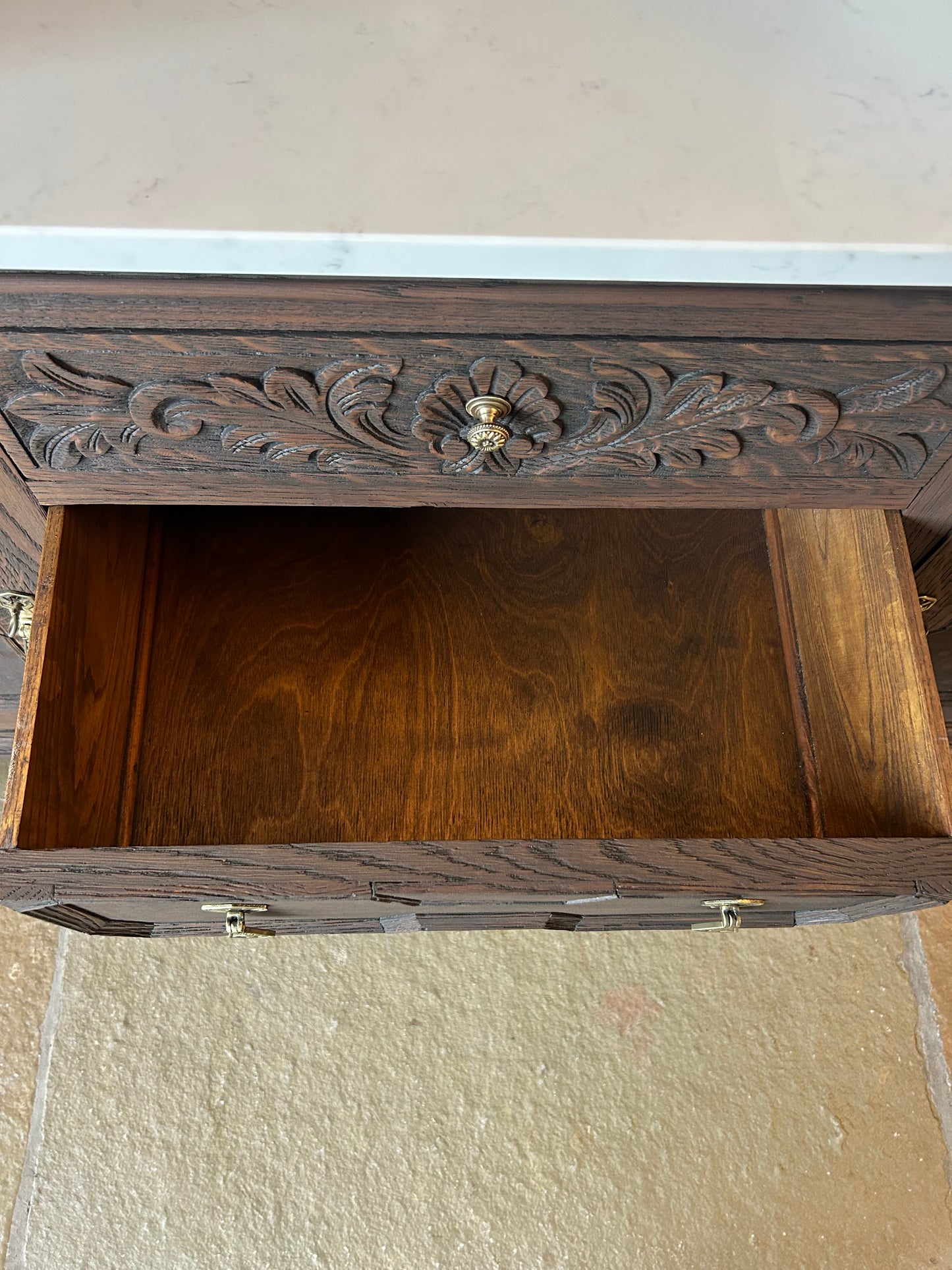 Classic Dark Oak Double. Amity Sink, Quartz top, Upstand and two basins. (141cm wide)