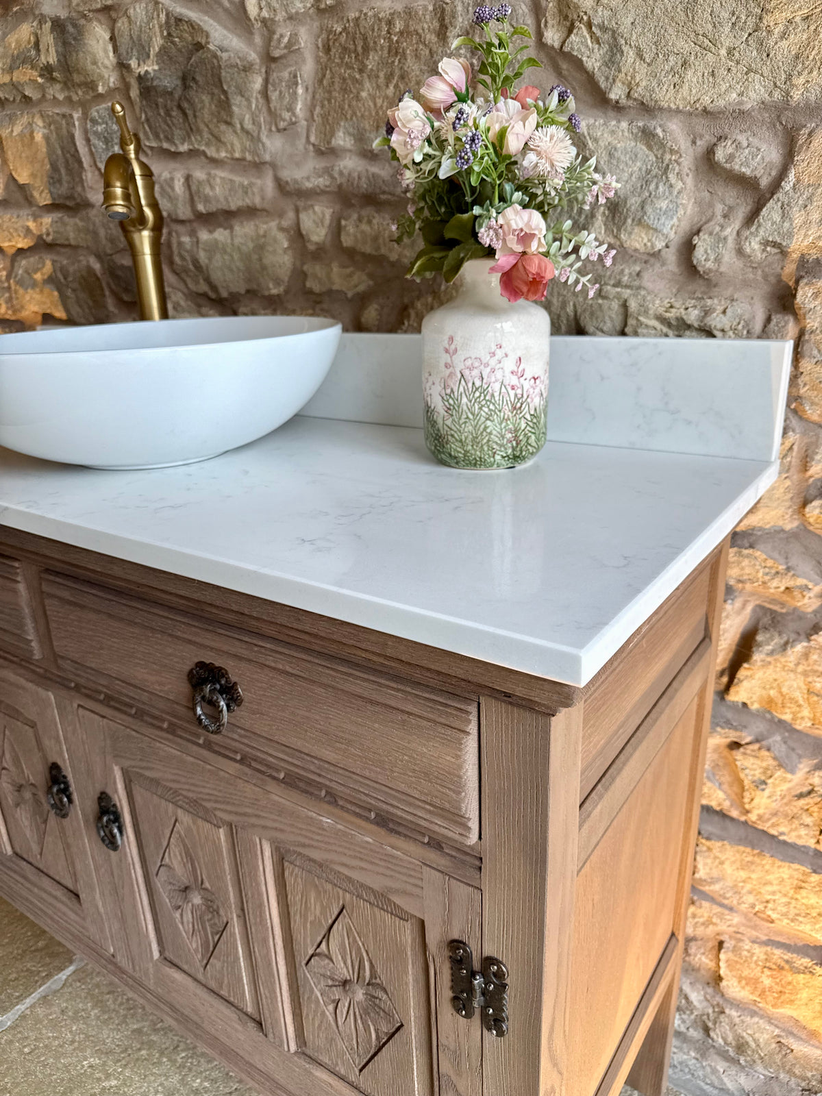 Vintage Oak Vanity Sink Unit, Quartz Top, Upstand and Basin. (109cm wide)