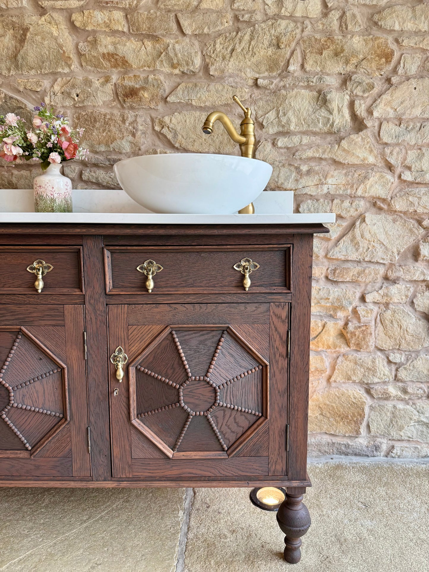 Large Vintage Vanity Sink in a Classic Dark Oak, Quartz Top, Upstand and Two Basins (154cm)