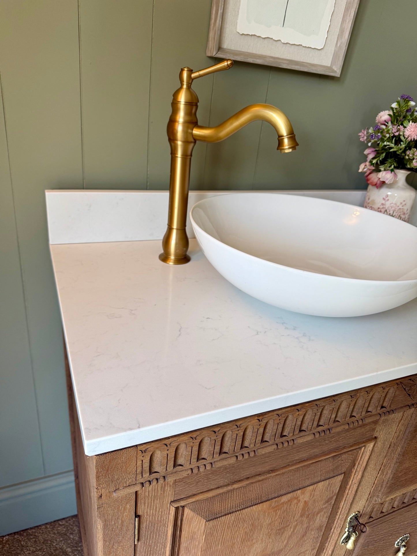 Large Double Vanity Sink, Carrara Quartz top, Upstand and two basins. (154cm wide)