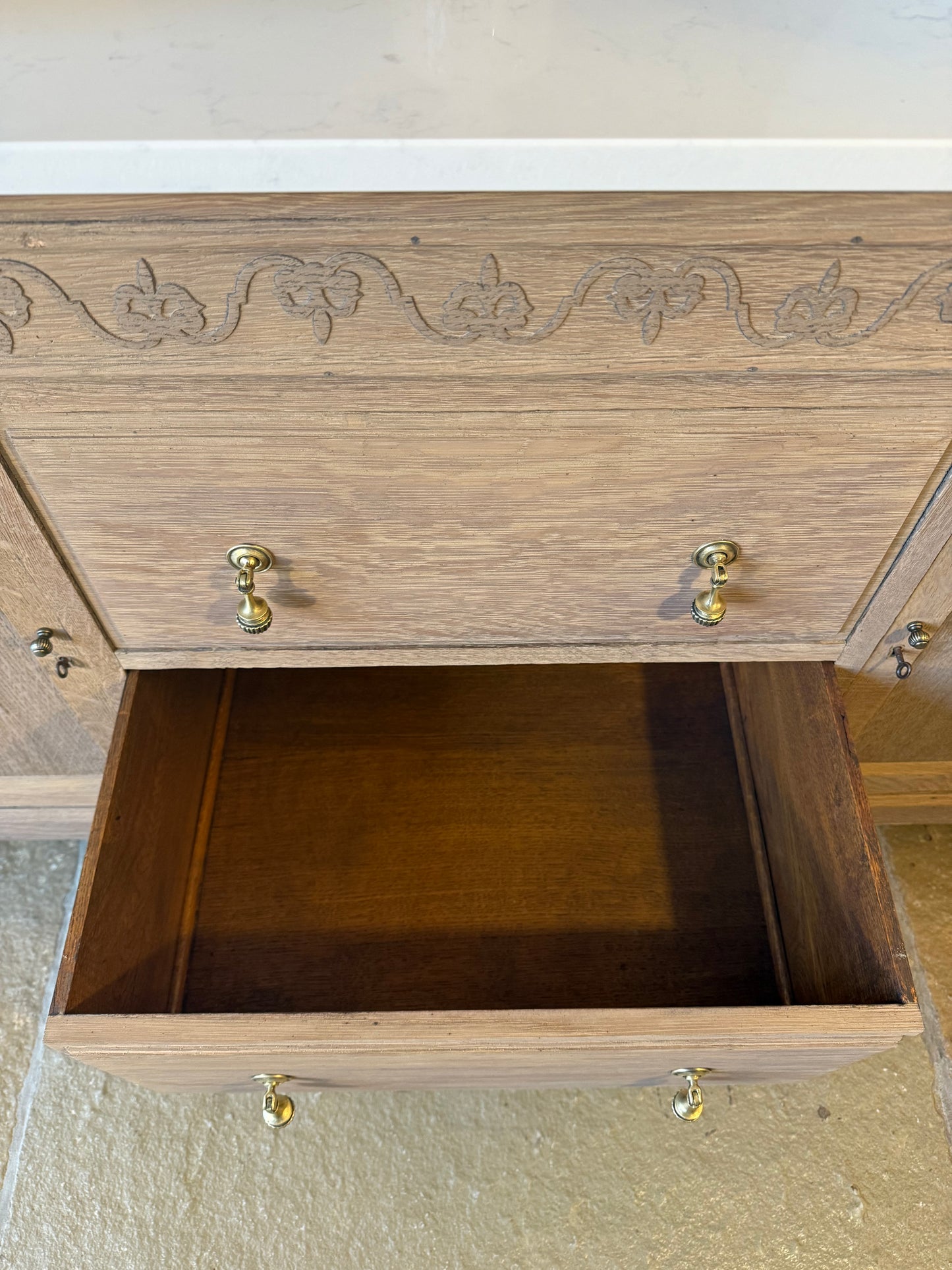 Vintage Oak Double Vanity Sink, Quartz top, Upstand and two basins (138cm wide)