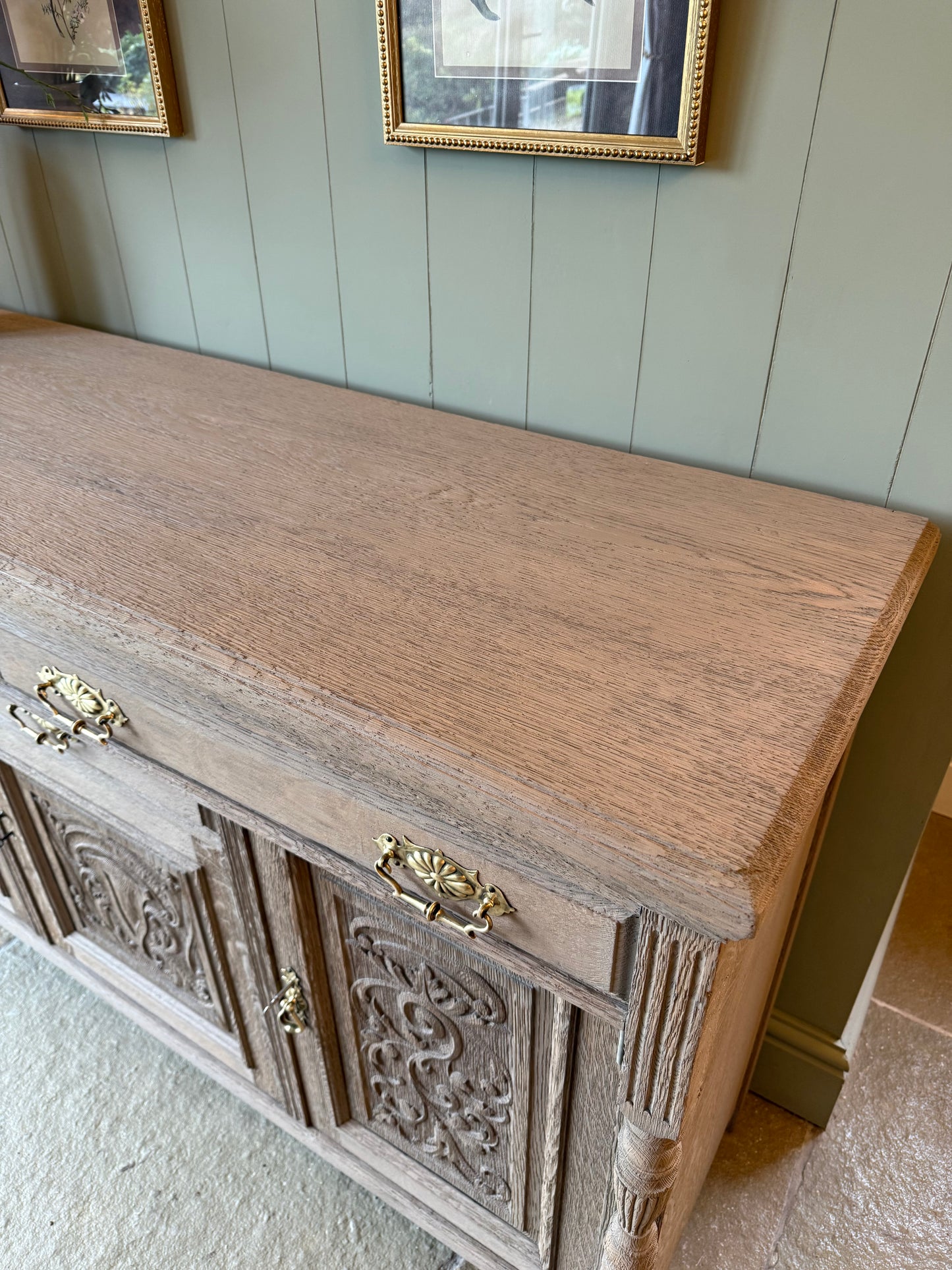 Antique Rustic Medium Sized Oak Sideboard with pretty carved detailing. (153cm wide)