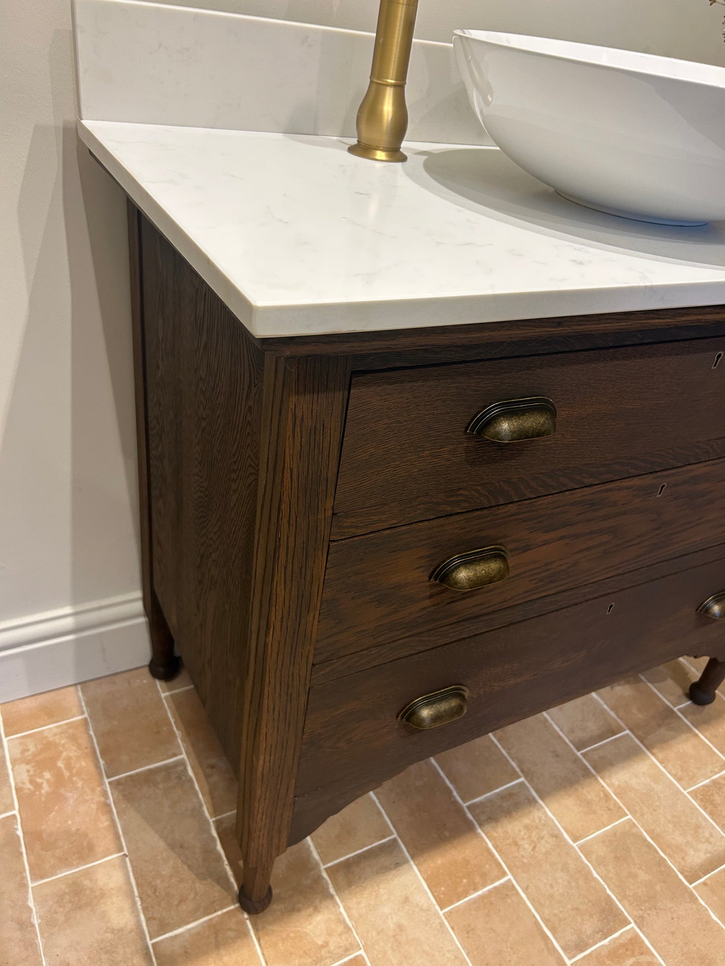 Single Solid Dark Oak Vanity Sink with quartz/marble top, basin and Upstand. 93.5cm wide