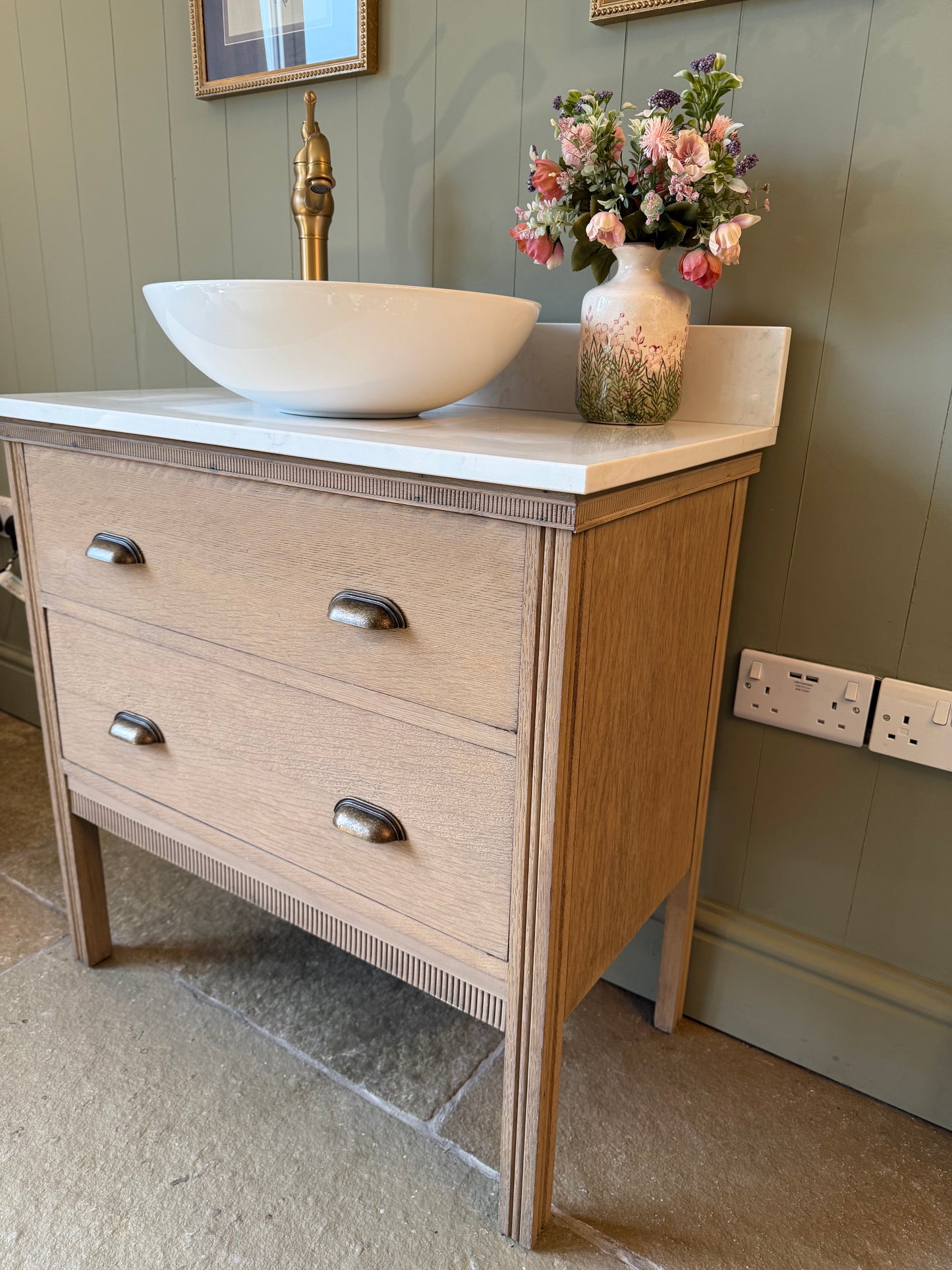 Single Vintage Oak Vanity finished in a Weathered Light Oak, Carrara Quartz Top, Upstand and basin. (79cm wide)