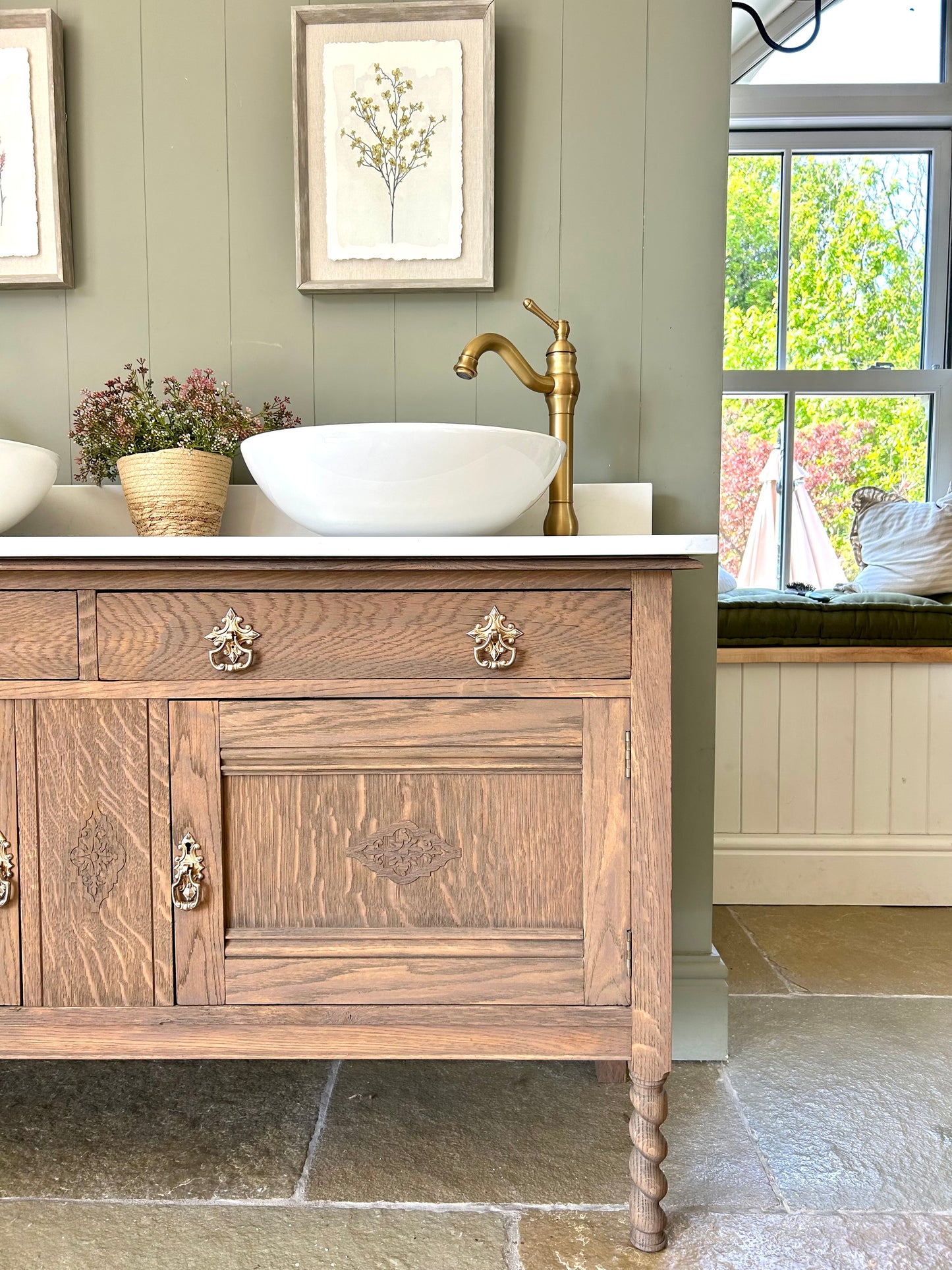 Mid Oak Vintage Double Vanity Sink, Carrara quartz top, two basins and upstand. (139cm wide)