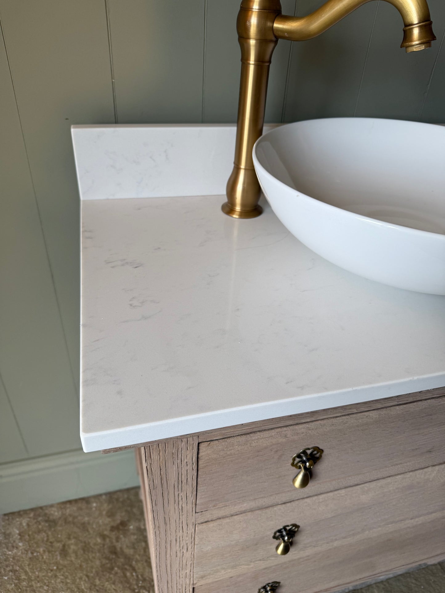 Single Oak Vanity Sink, Quartz Top, Upstand and Basin (78cm)