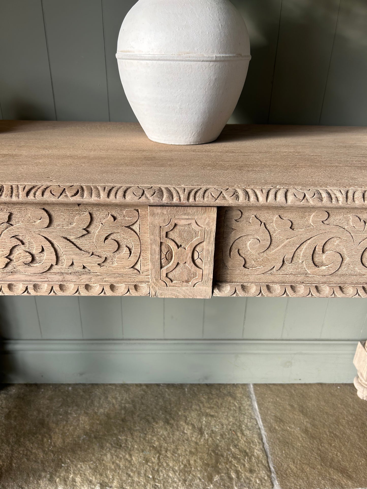 Large Carved Oak Console Table on symmetrical twist legs. 138cm Wide