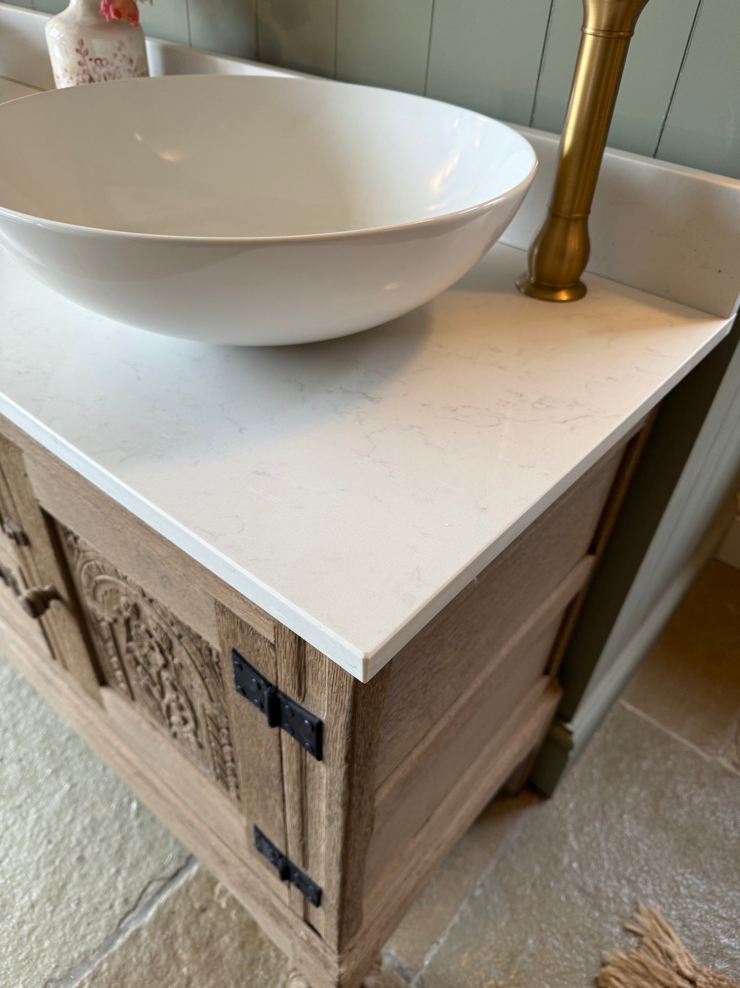 Vintage Solid Oak Double Vanity Sink Unit, Quartz Top, Upstand and two basins