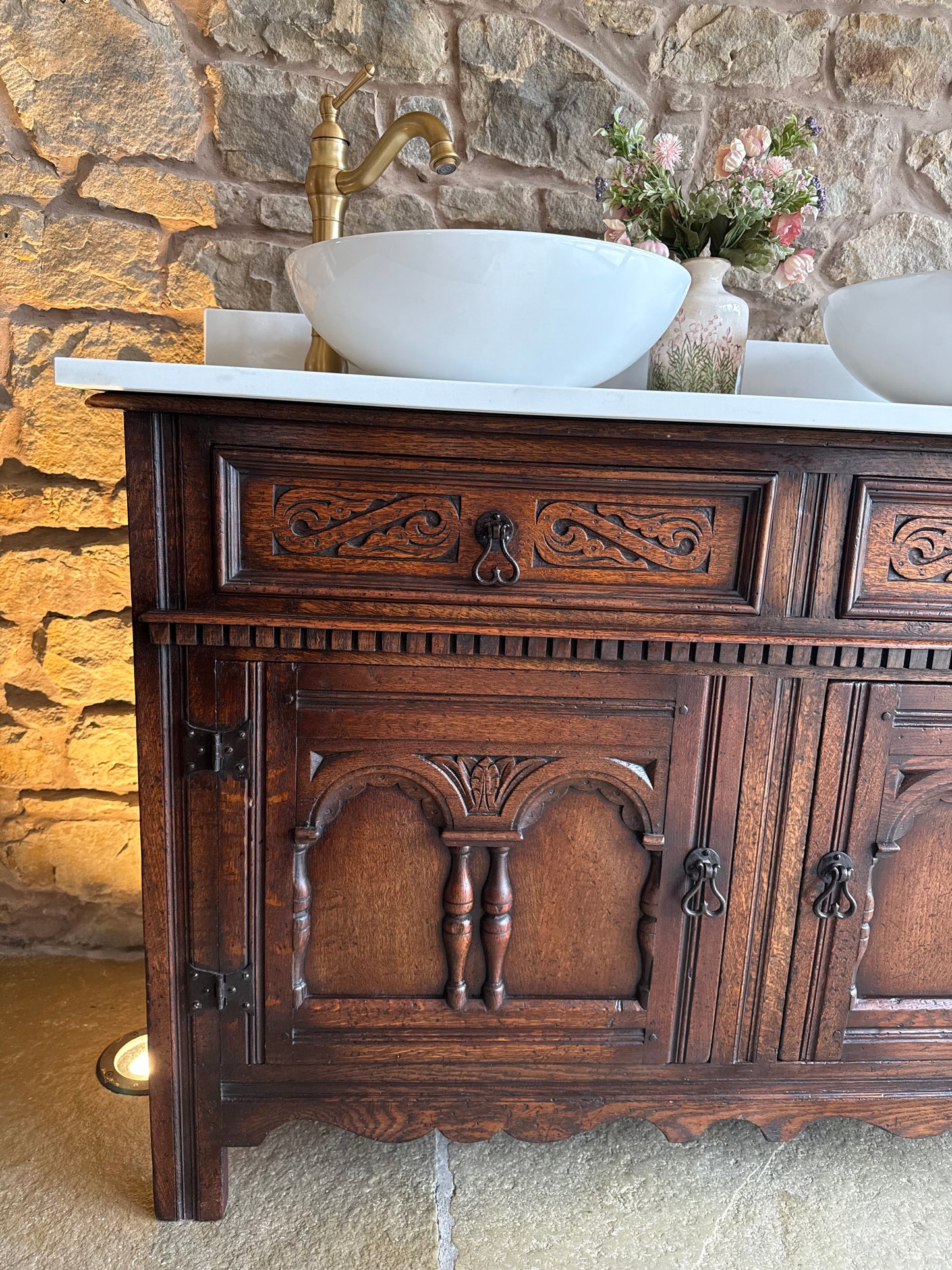 Antique Classic Double or Single Dark Oak Vanity Sink Unit, Quartz top, Upstand and basin/s (123cm wide)