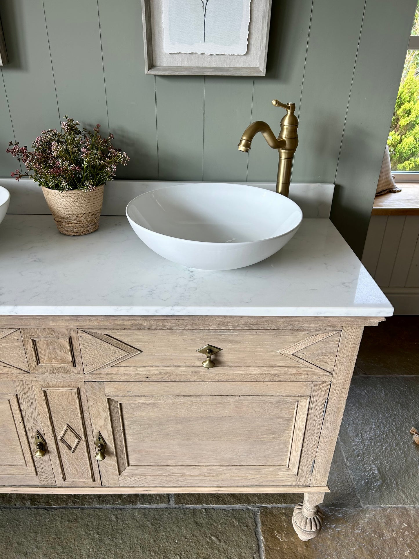 Large Quartz/Marble Rustic Solid Oak Vanity Sink finished in a light Weathered Oak (140cm wide)