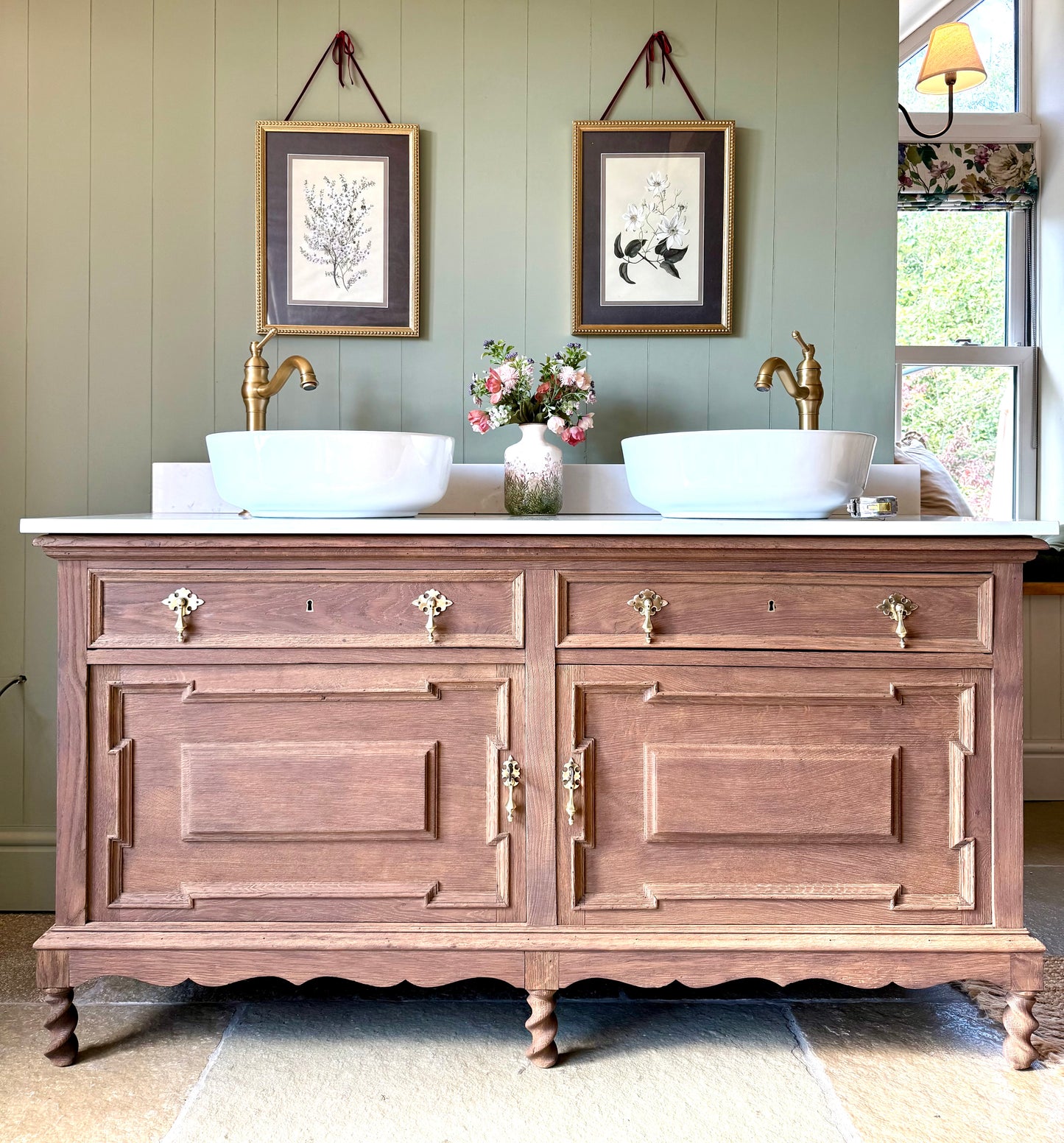 Vintage Oak Double Vanity Sink, Quartz top, Upstand and two basins. (153cm wide)