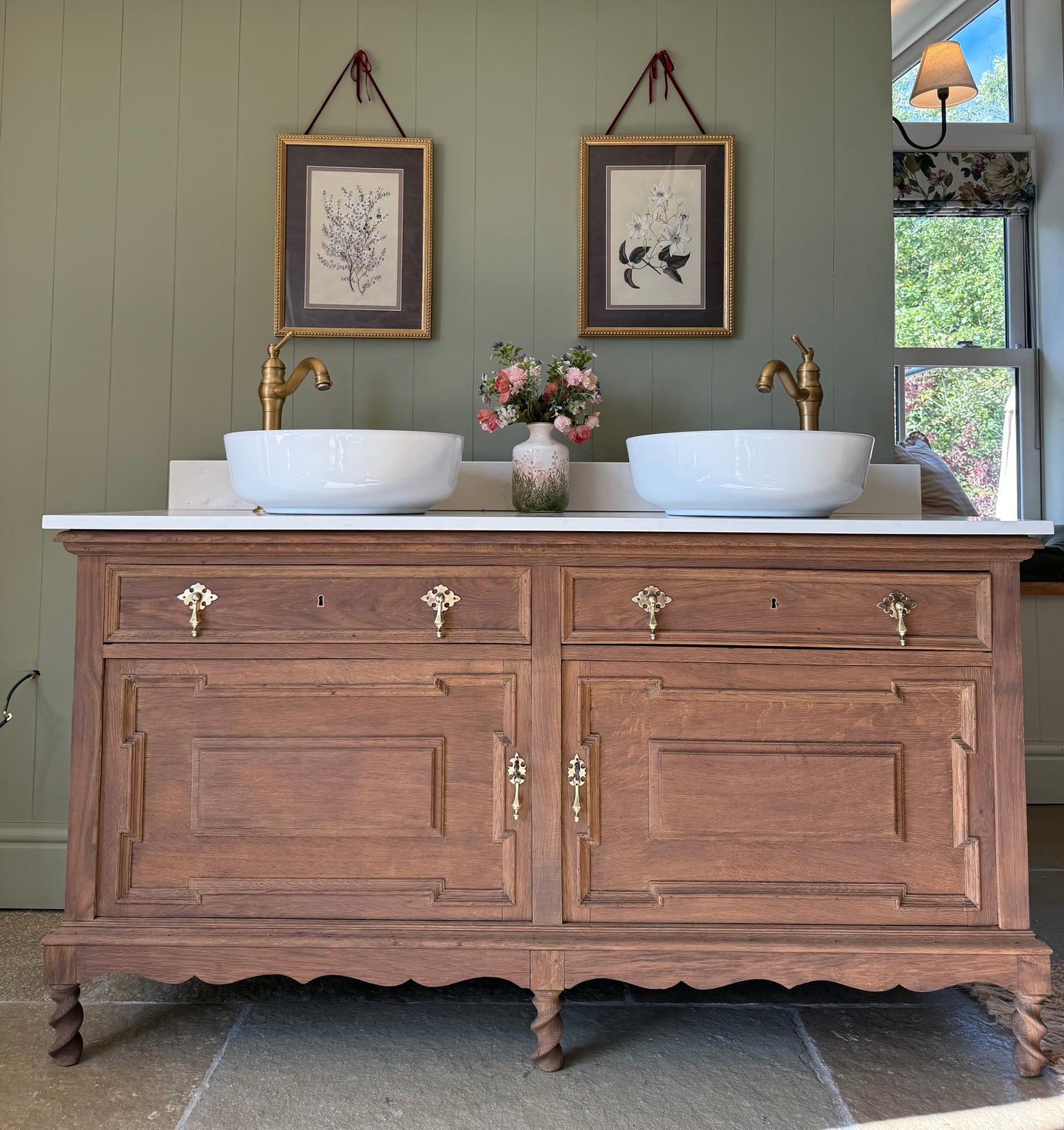 Vintage Oak Double Vanity Sink, Quartz top, Upstand and two basins. (153cm wide)