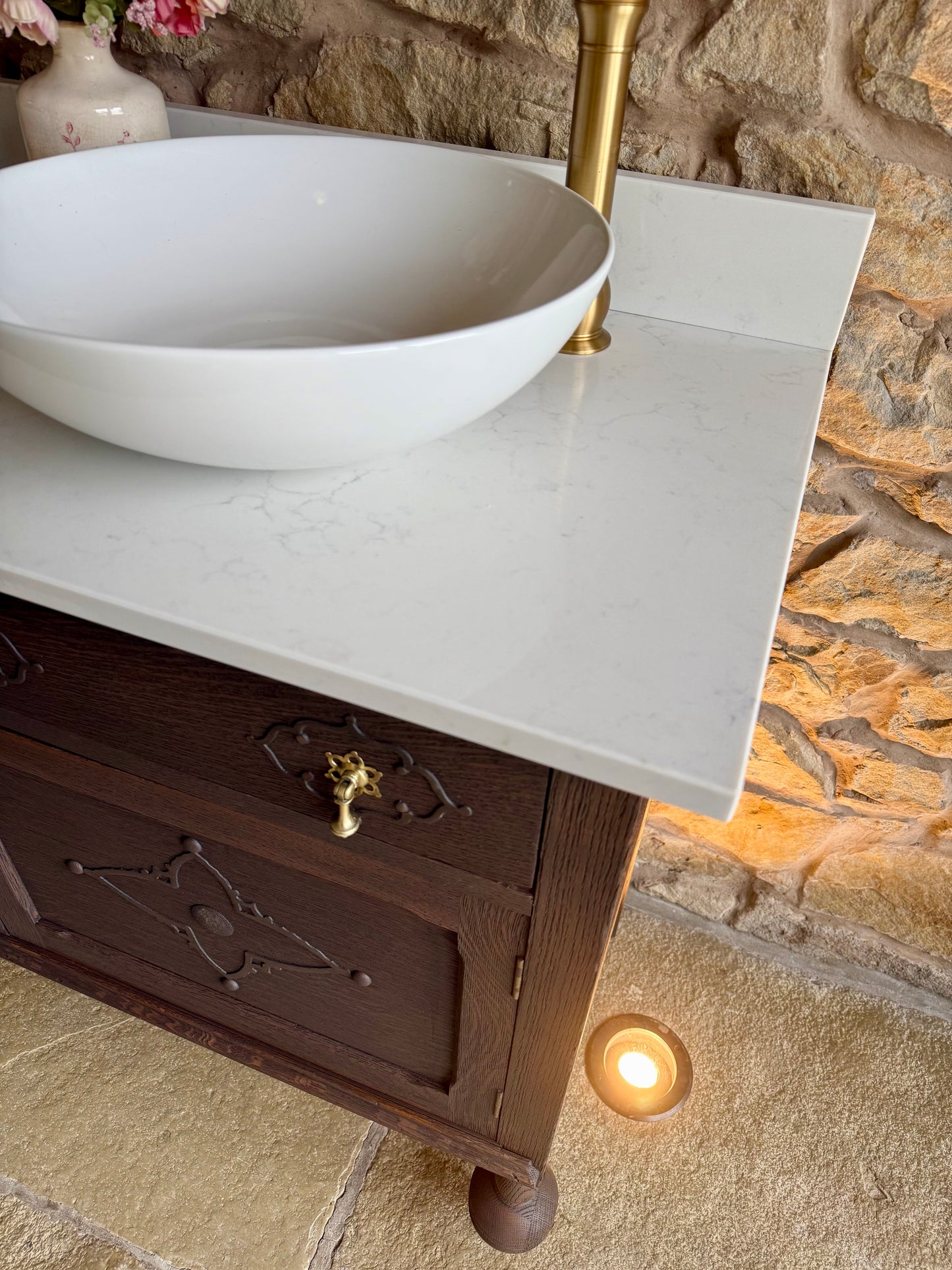 Classic Dark Oak Vintage Vanity Sink Unit, Quartz Top, Upstand and Basins (124cm wide)