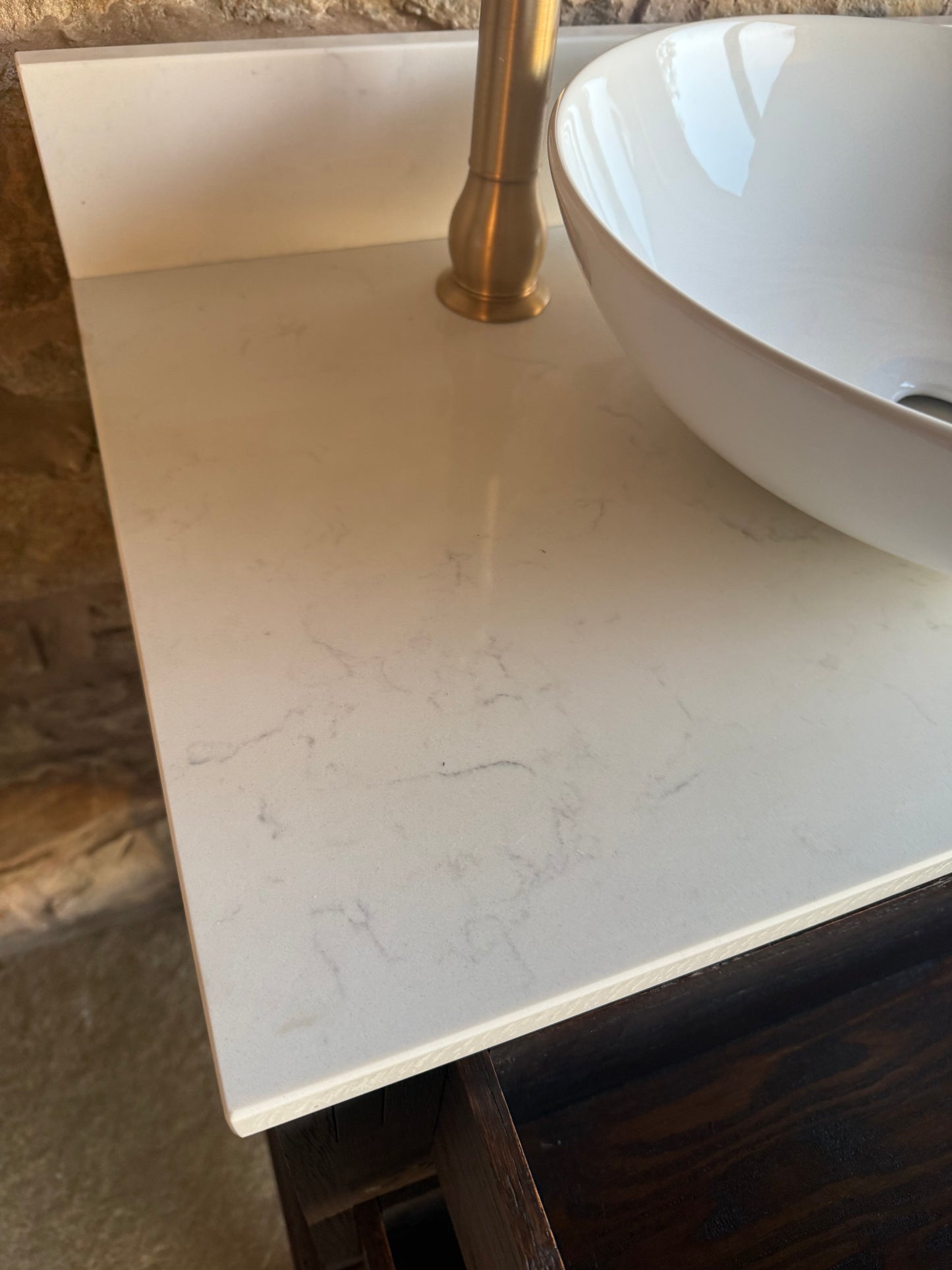 Small Vintage vanity Sink, Quartz top, Upstand and basin. (75.5cm wide)