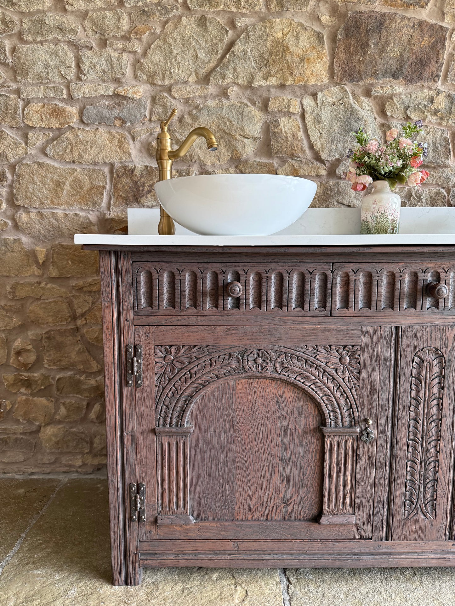 Vintage Vanity Sink Unit in a Classic Dark Oak, Quartz Top, Upstand and Two basins (155cm wide)