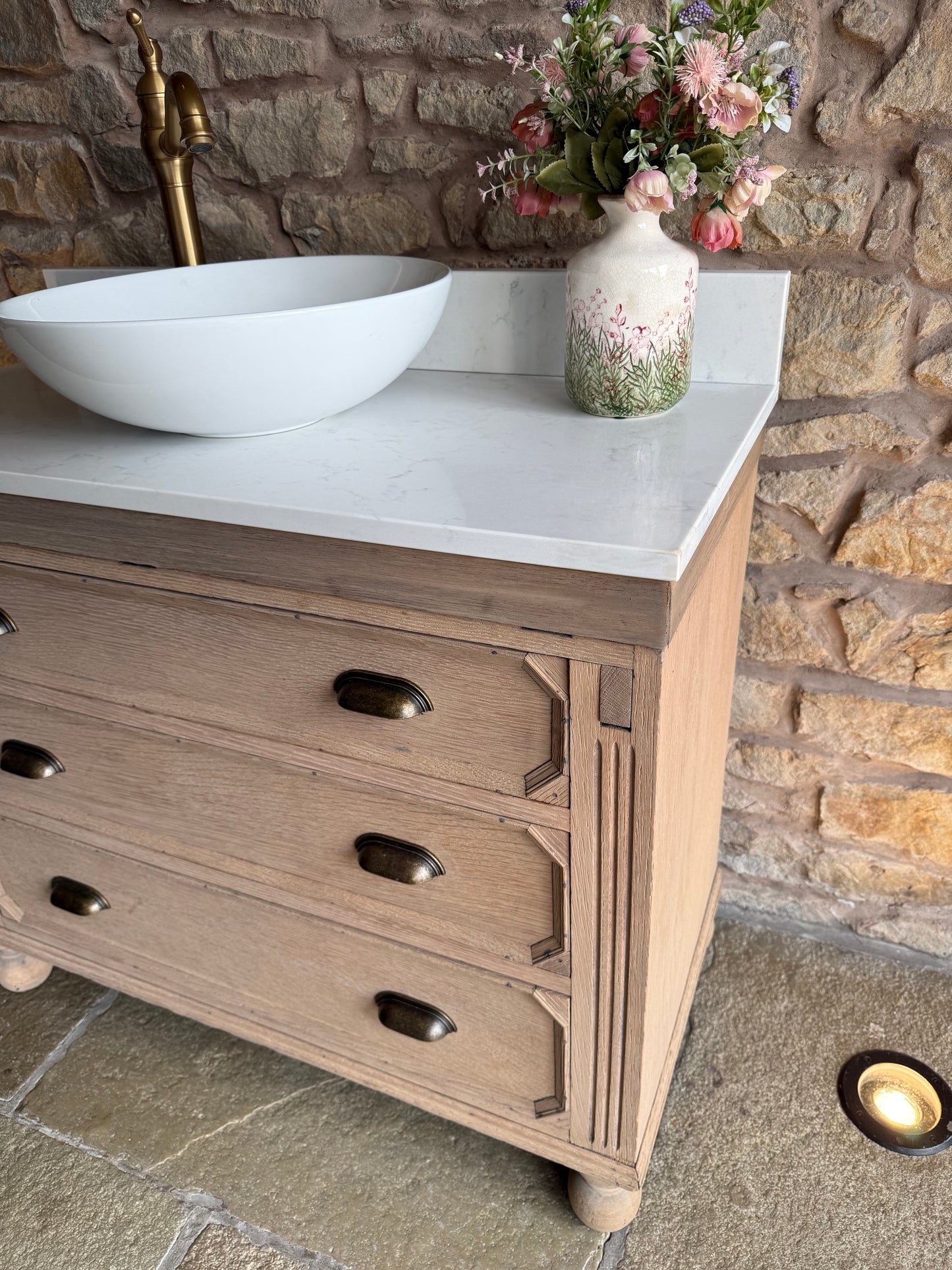 Vintage Oak Sink Unit, Carrara Quartz Top, Upstand and Basin (91cm)