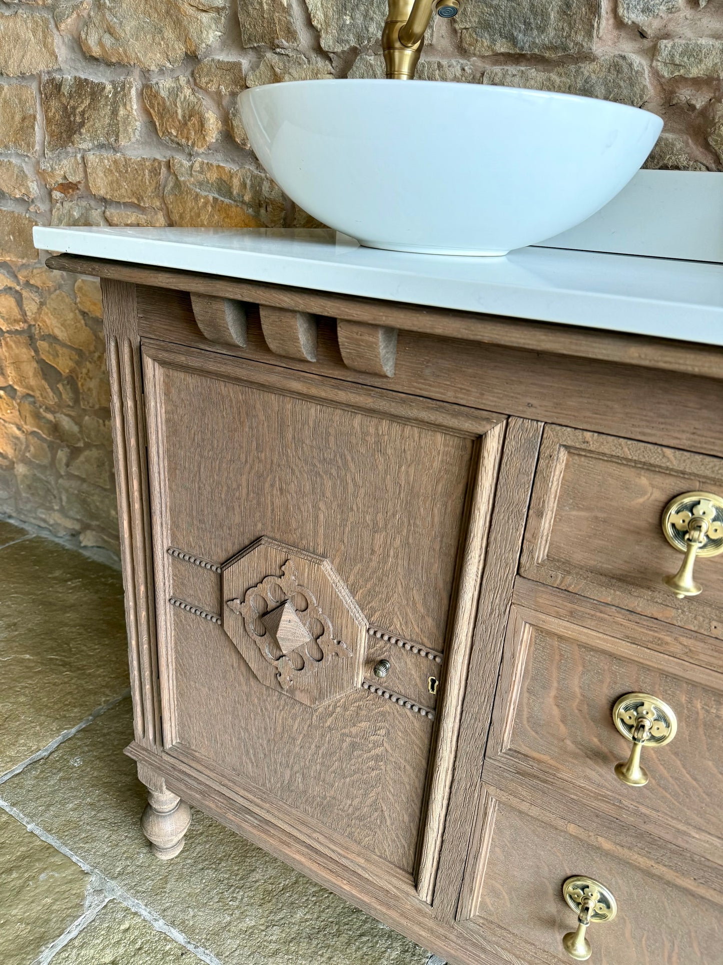 Vintage Solid Oak Vanity Sink, Quartz Top, Upstand and Basins (154cm wide)