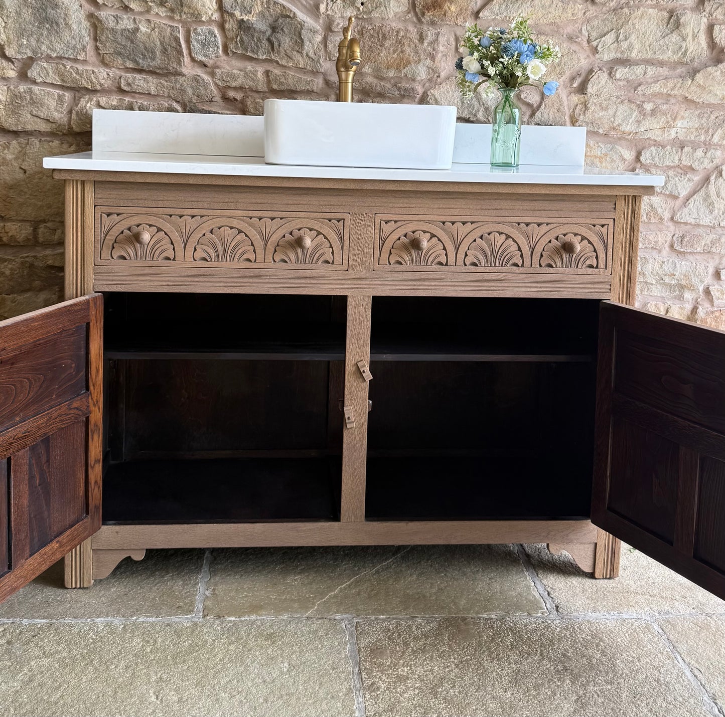 Vintage Vanity Sink Unit, Carrara Quartz Top, Upstand and Basin. (124cm wide)