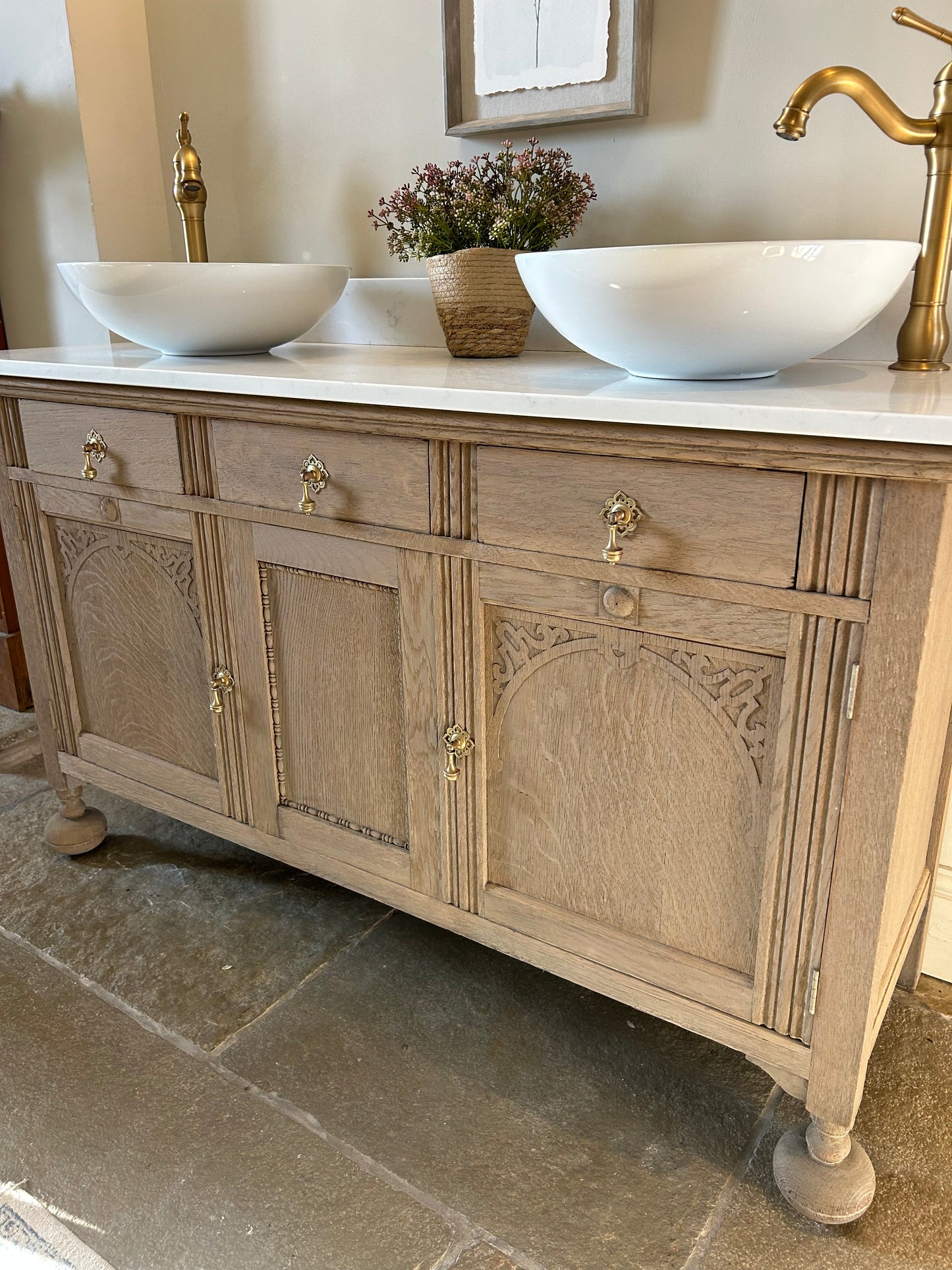 Double Vanity Sink in a light oak with quartz top, Upstand and basins. 140cm wide.