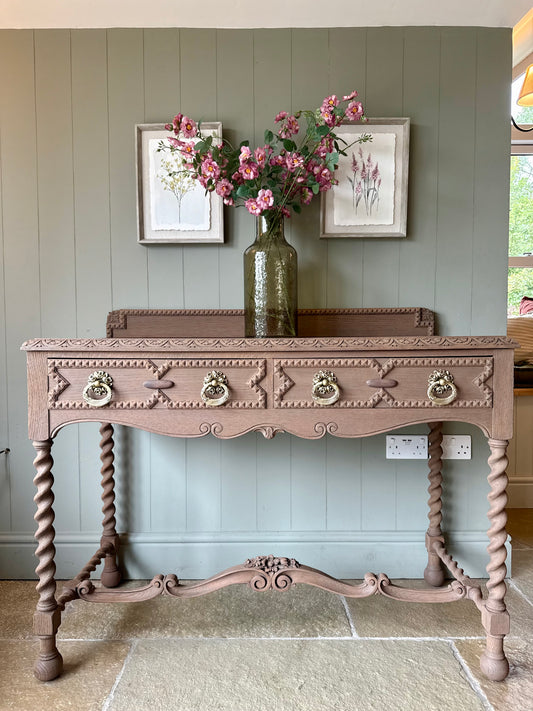 Beautiful Carved Oak Console Table (121cm wide)