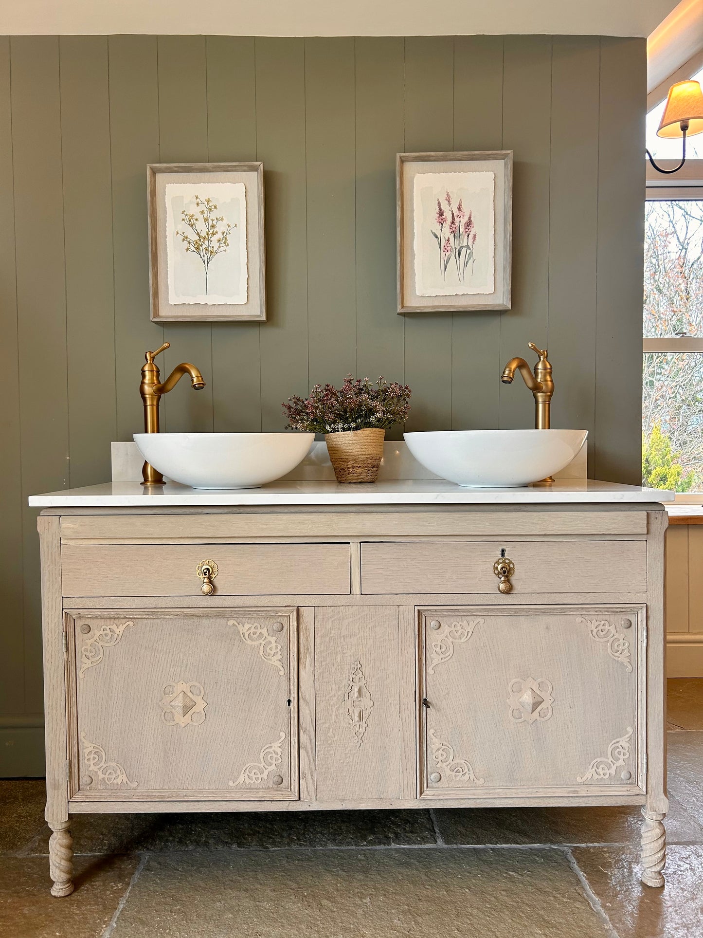 Vintage light Oak Vanity Sink Unit with Quartz top, Upstand and two basins. (124cm wide)