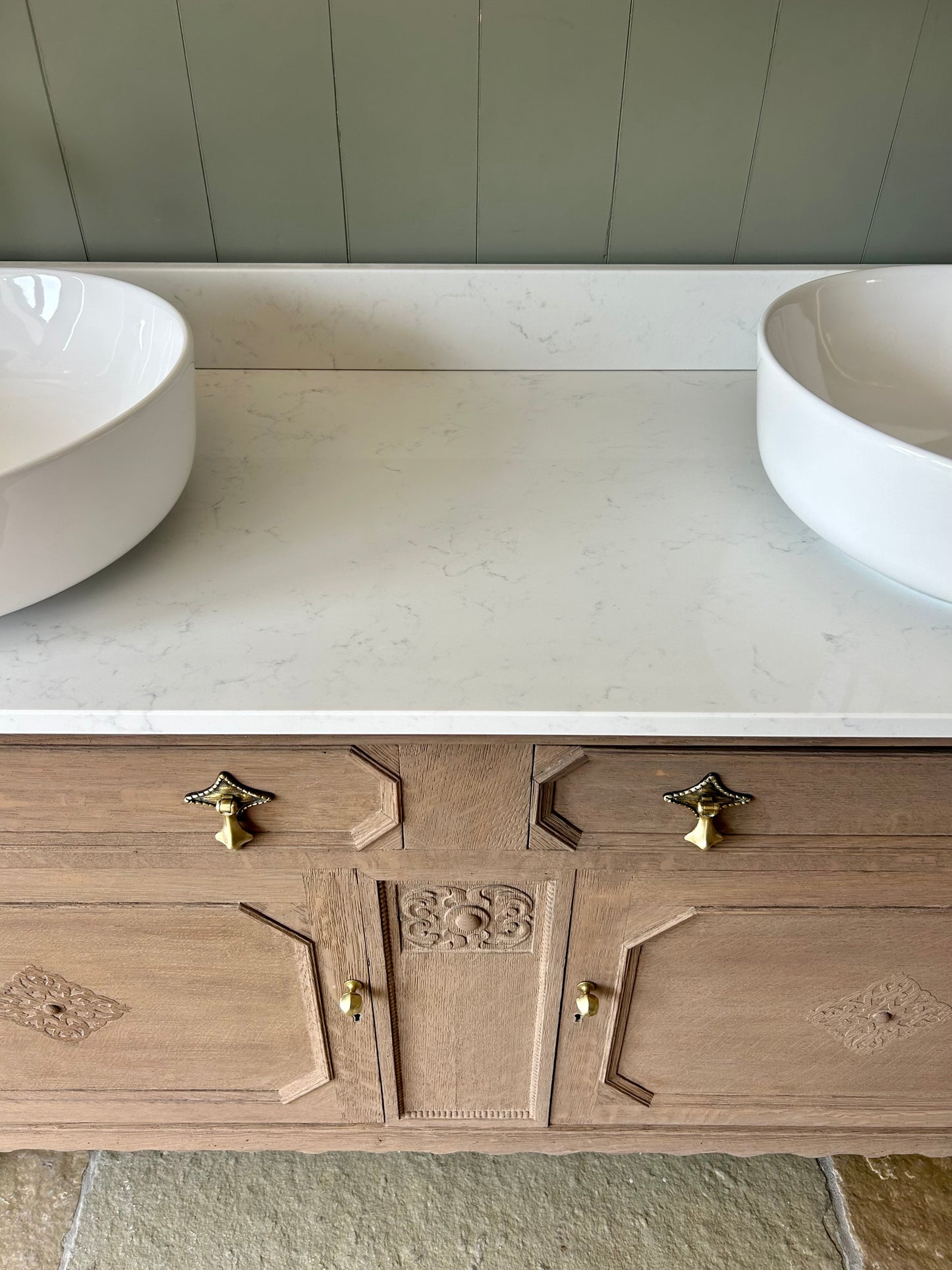 Vintage Double Vanity Sink, Solid Oak, Carrara Quartz top, basins and Upstand. (152cm wide)
