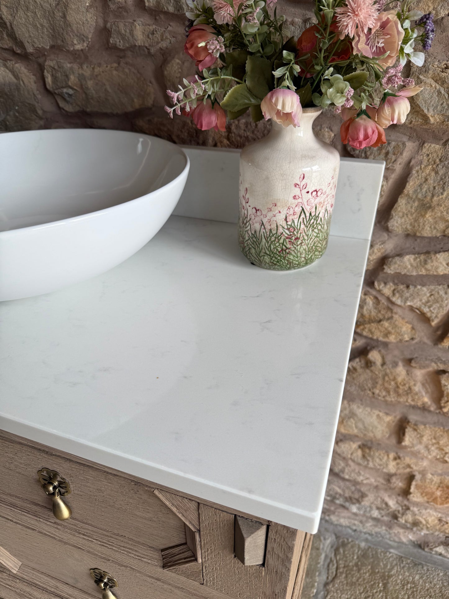 Small Vintage Vanity Unit, Quartz top, Upstand and Basin. (78cm wide)