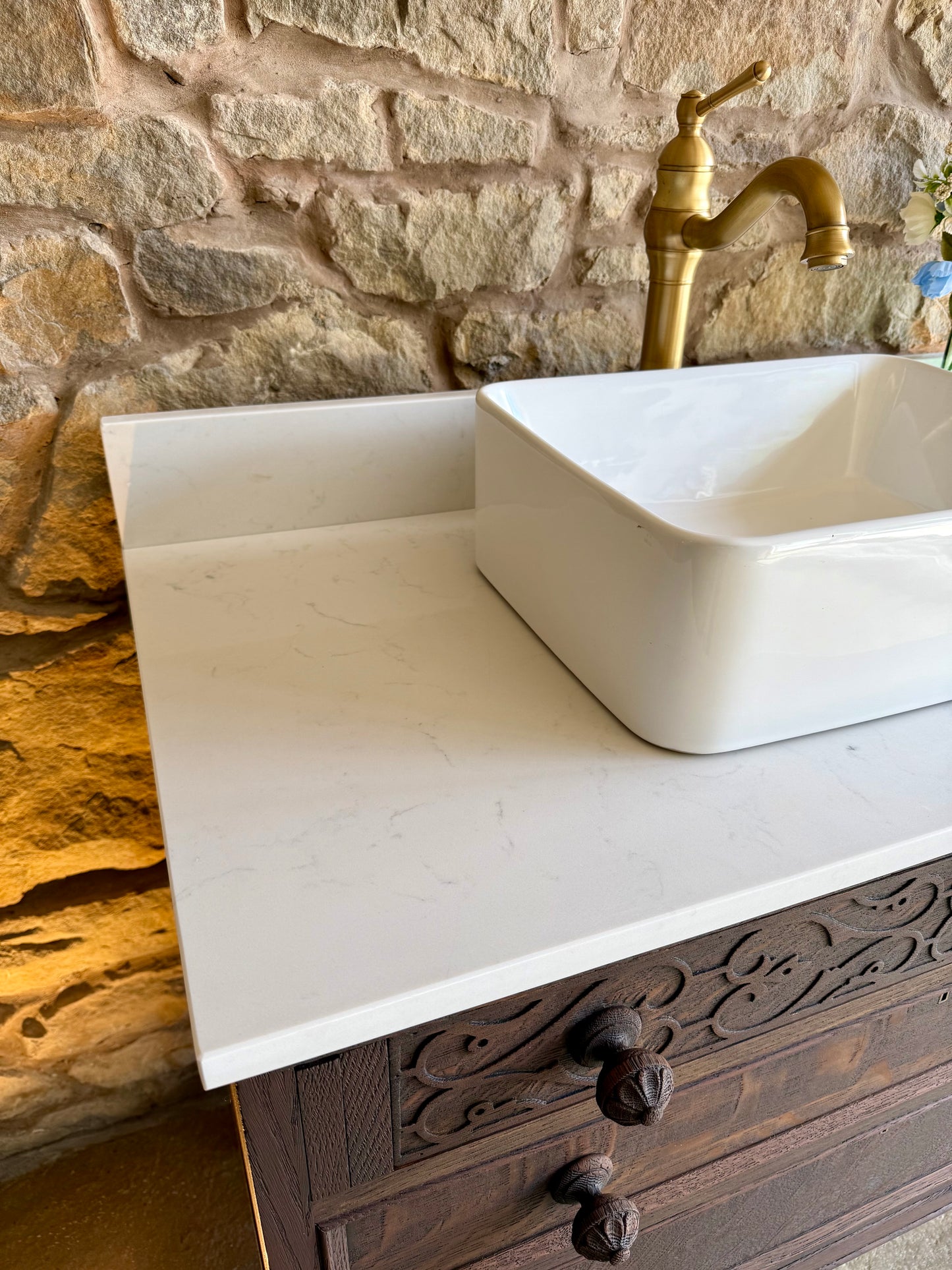 Vintage Classic Dark Oak Vanity Sink Unit, Quartz Top, Upstand and basin.