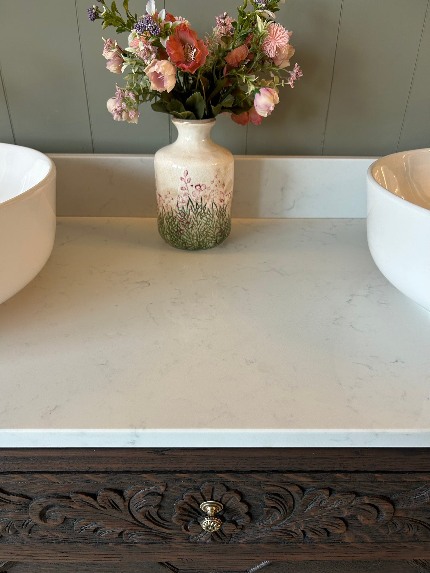 Classic Dark Oak Double. Amity Sink, Quartz top, Upstand and two basins. (141cm wide)