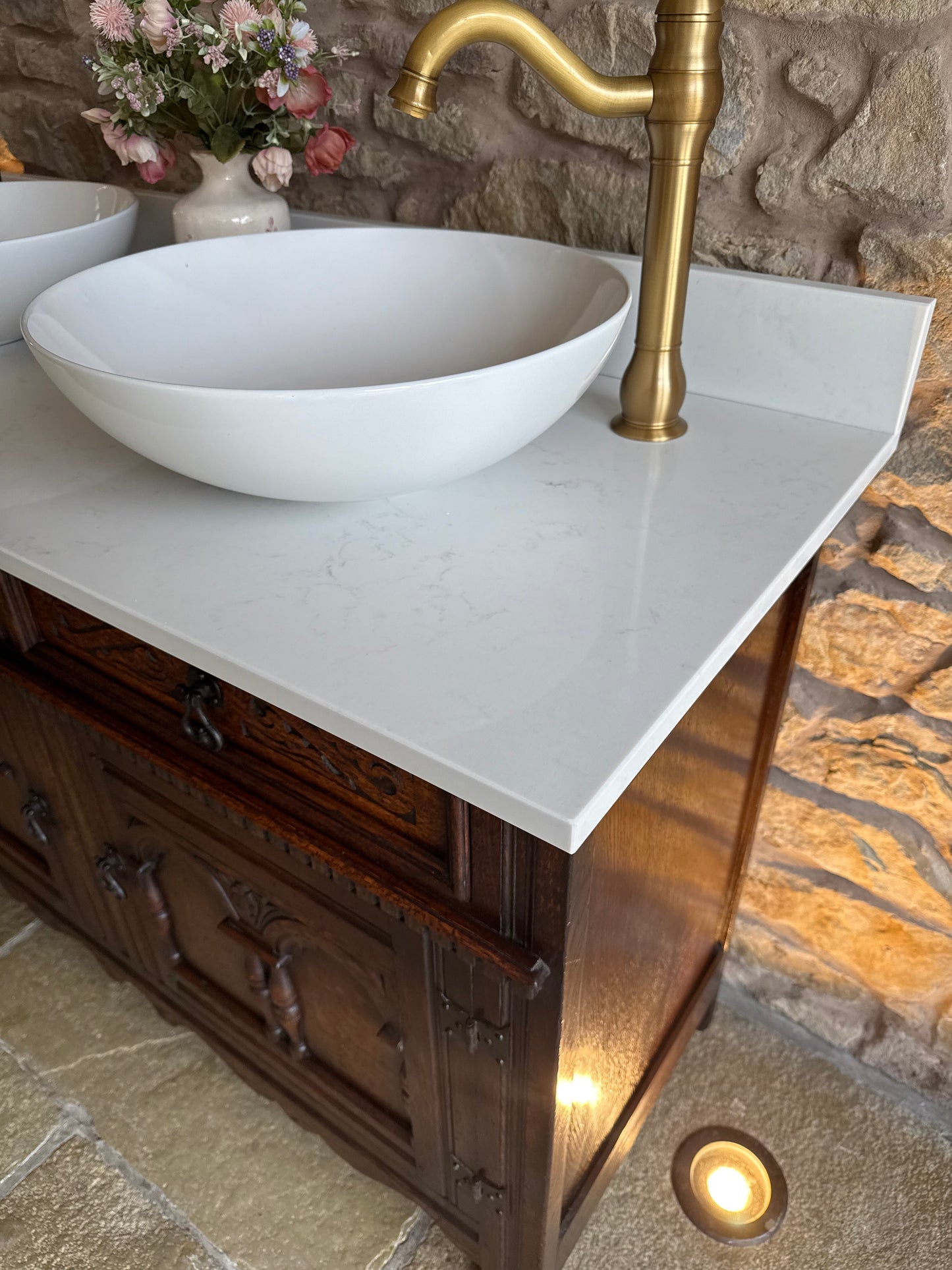 Antique Classic Double or Single Dark Oak Vanity Sink Unit, Quartz top, Upstand and basin/s (123cm wide)