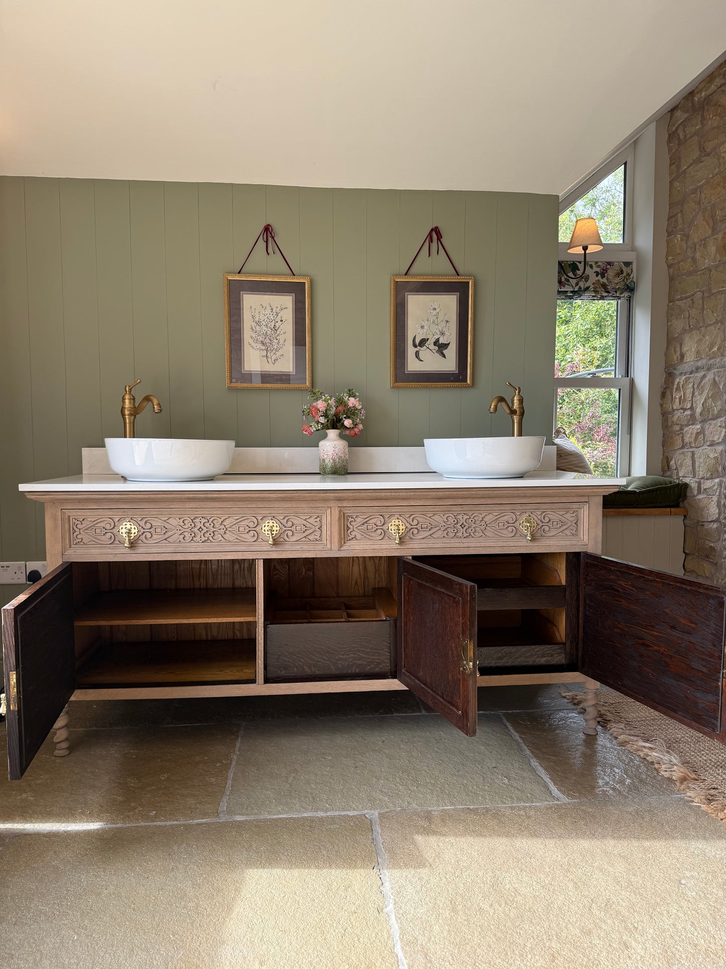 Large Double Vanity Sink, Quartz top, Upstand and two basins (186cm wide)