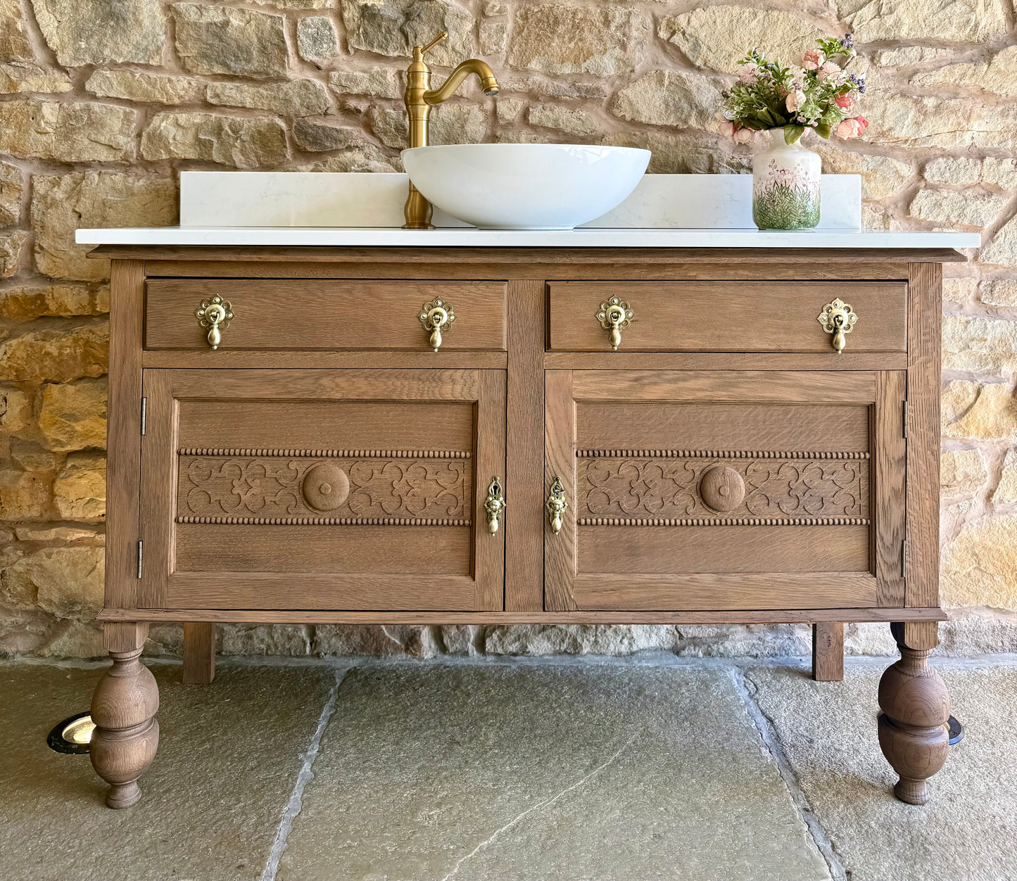 Pretty Vintage Double or Single vanity Sink Unit,  Quartz top, Upstand and Two Basins. (124cm wide)