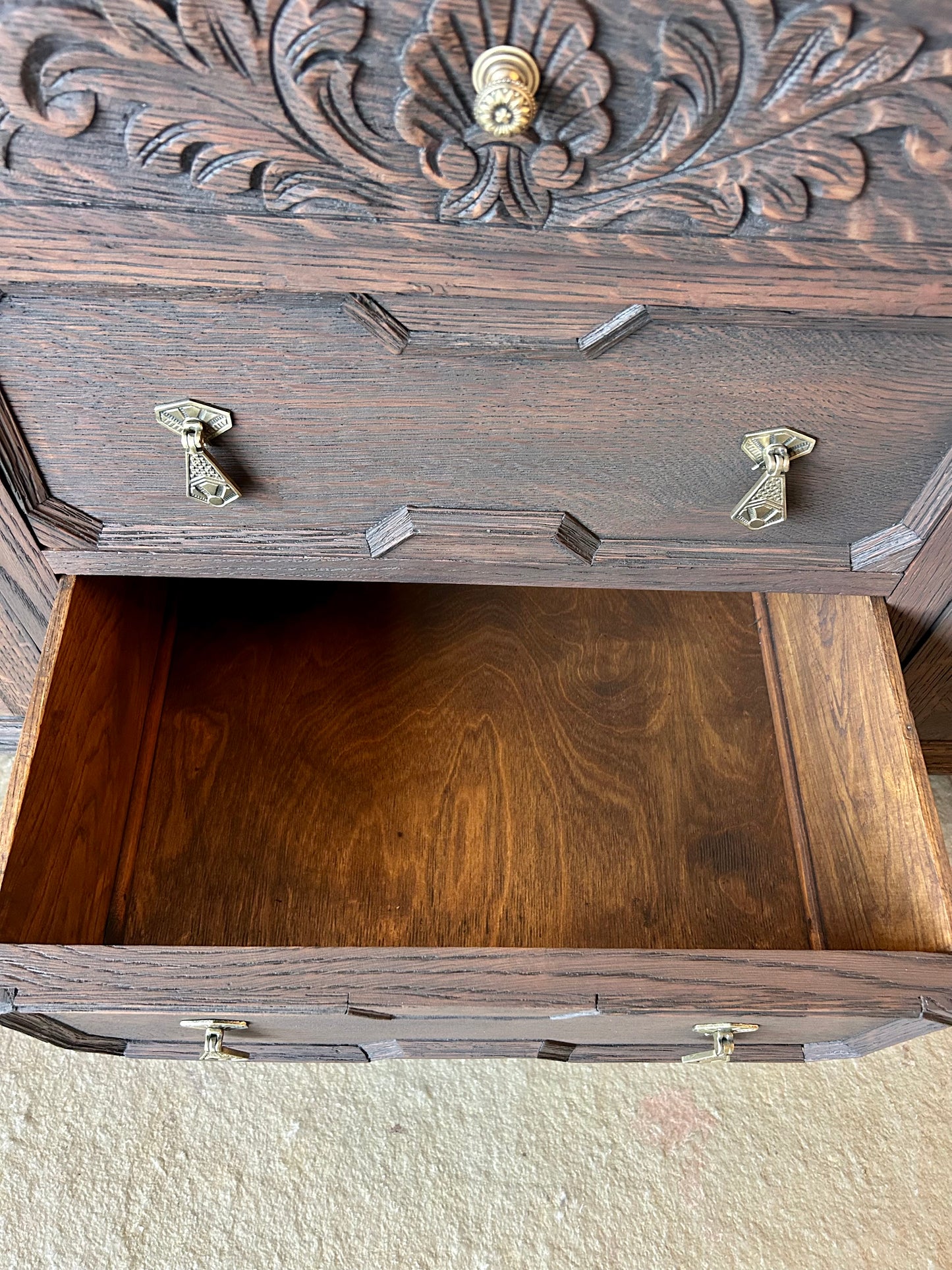 Classic Dark Oak Double. Amity Sink, Quartz top, Upstand and two basins. (141cm wide)